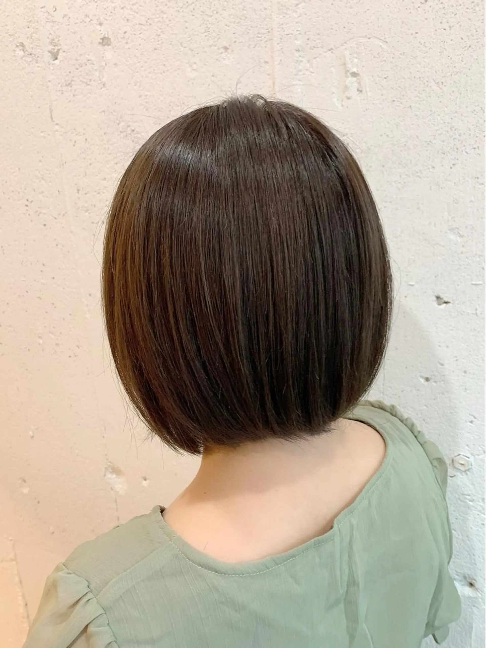 ショート カラー グレージュ オリーブグレージュ オリーブグレー カット ヘアカラー 💛丁寧さNo.🥇 🧸片山智裕💛のヘアスタイル