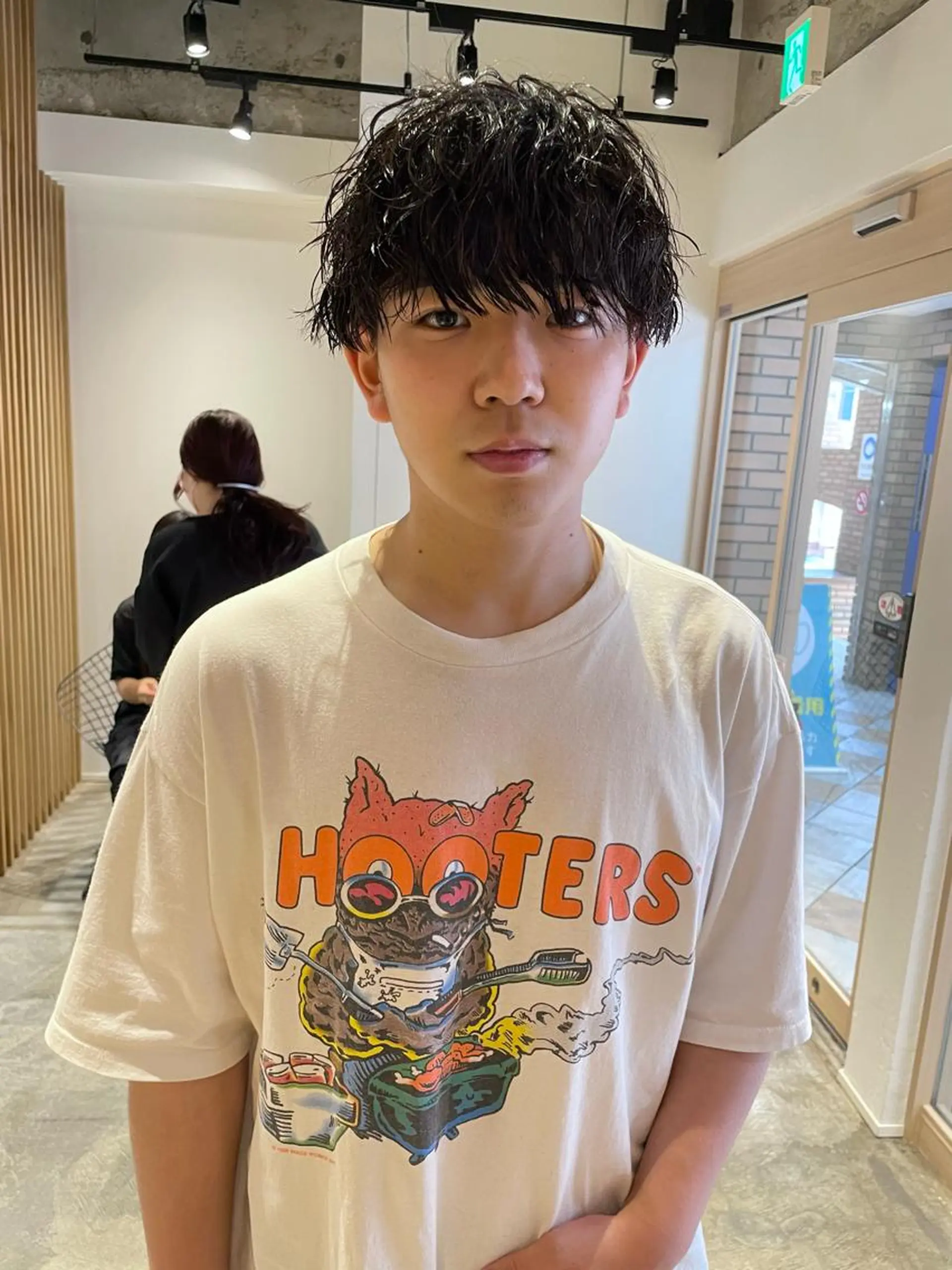 ミディアム メンズ 波巻きパーマ ruki yabeのヘアスタイル