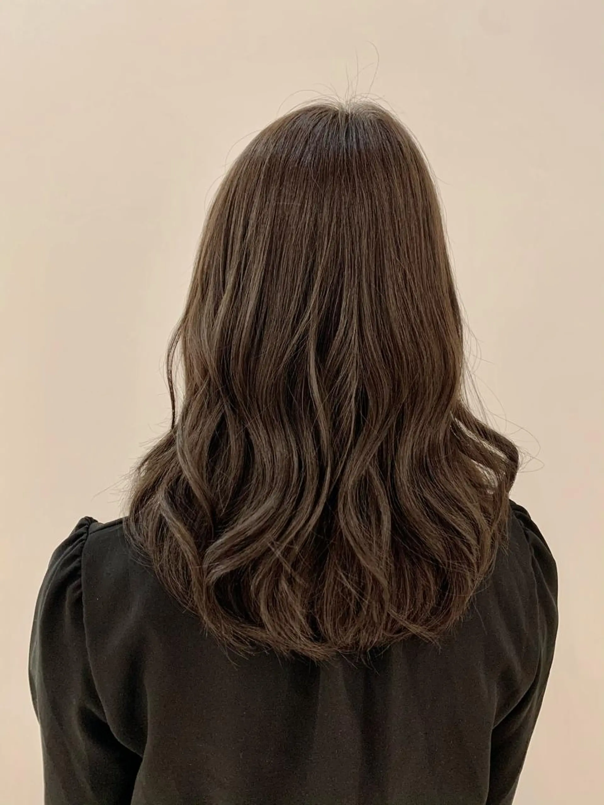 ミディアム カラー アッシュ ベージュカラー 【艶髪、髪質改善✨】 Zina杉川のヘアスタイル