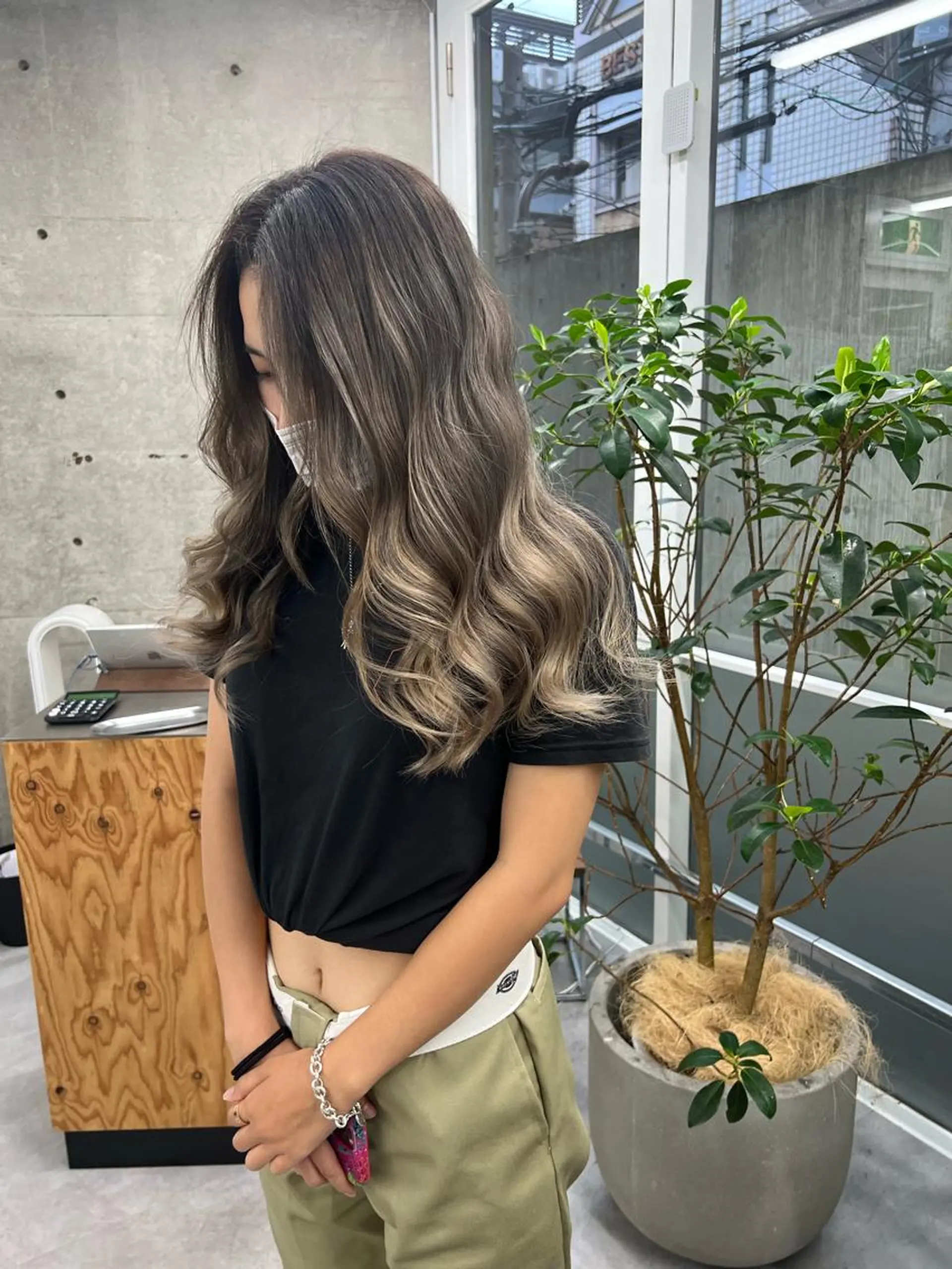 ロング カラー バレイヤージュ レイヤーカット ヘアカラー トリートメント 艶髪✨ブリーチ職人 井手正康のヘアスタイル