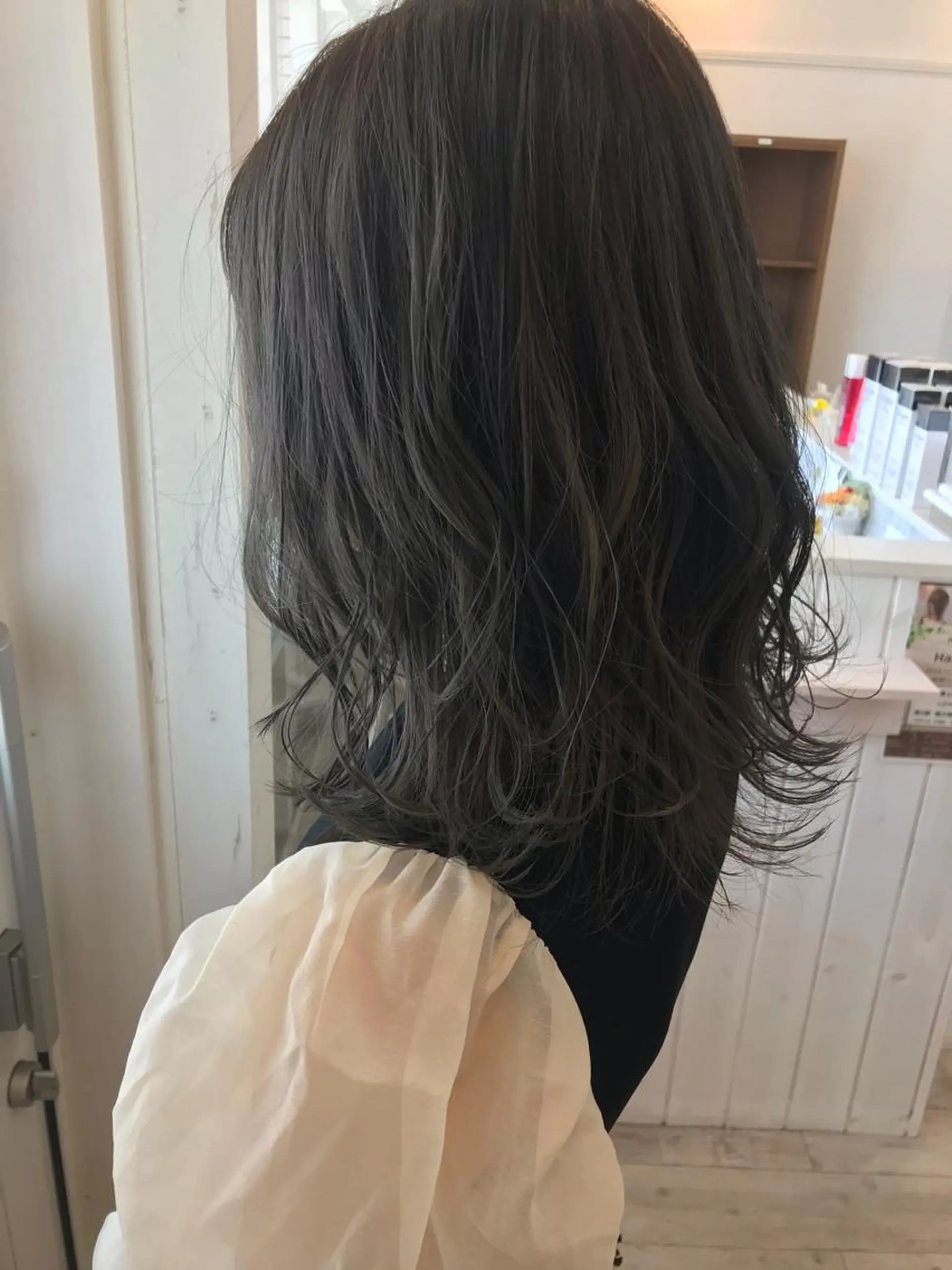 ミディアム カラー ヘアアレンジ 秋月 亜耶のヘアスタイル