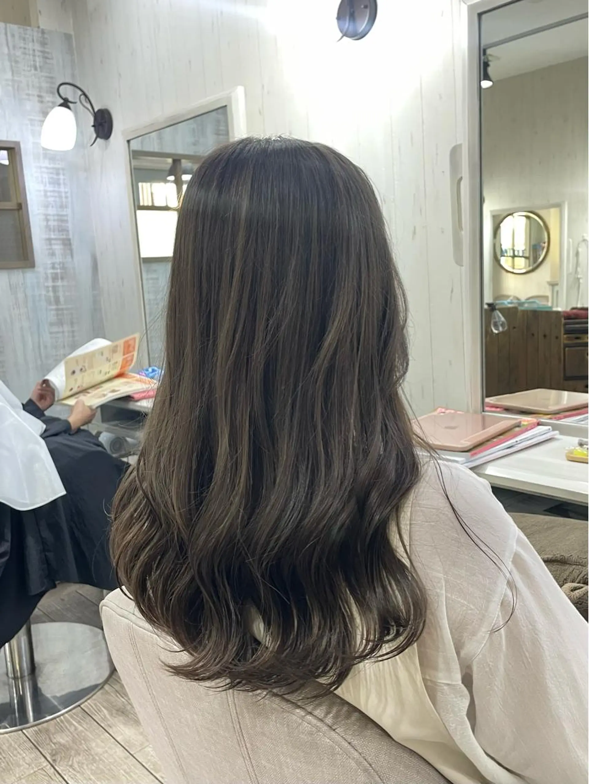 ロング ネモトメイナ🌿‬ 今月末で退職しますのヘアスタイル