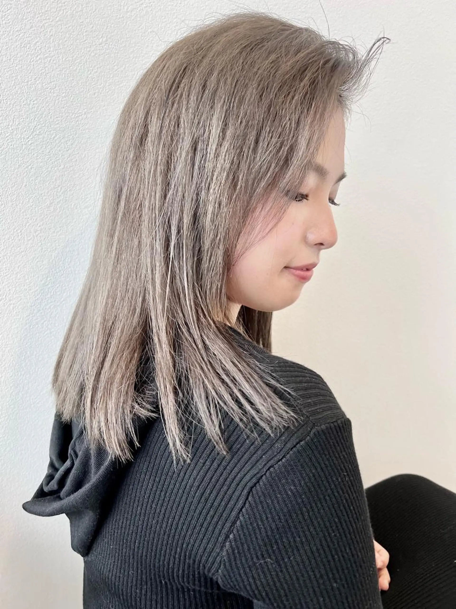 ミディアム カット ヘアカラー トリートメント ブリーチ毛に縮毛矯正 ✨カラー✨山田 正幸のヘアスタイル