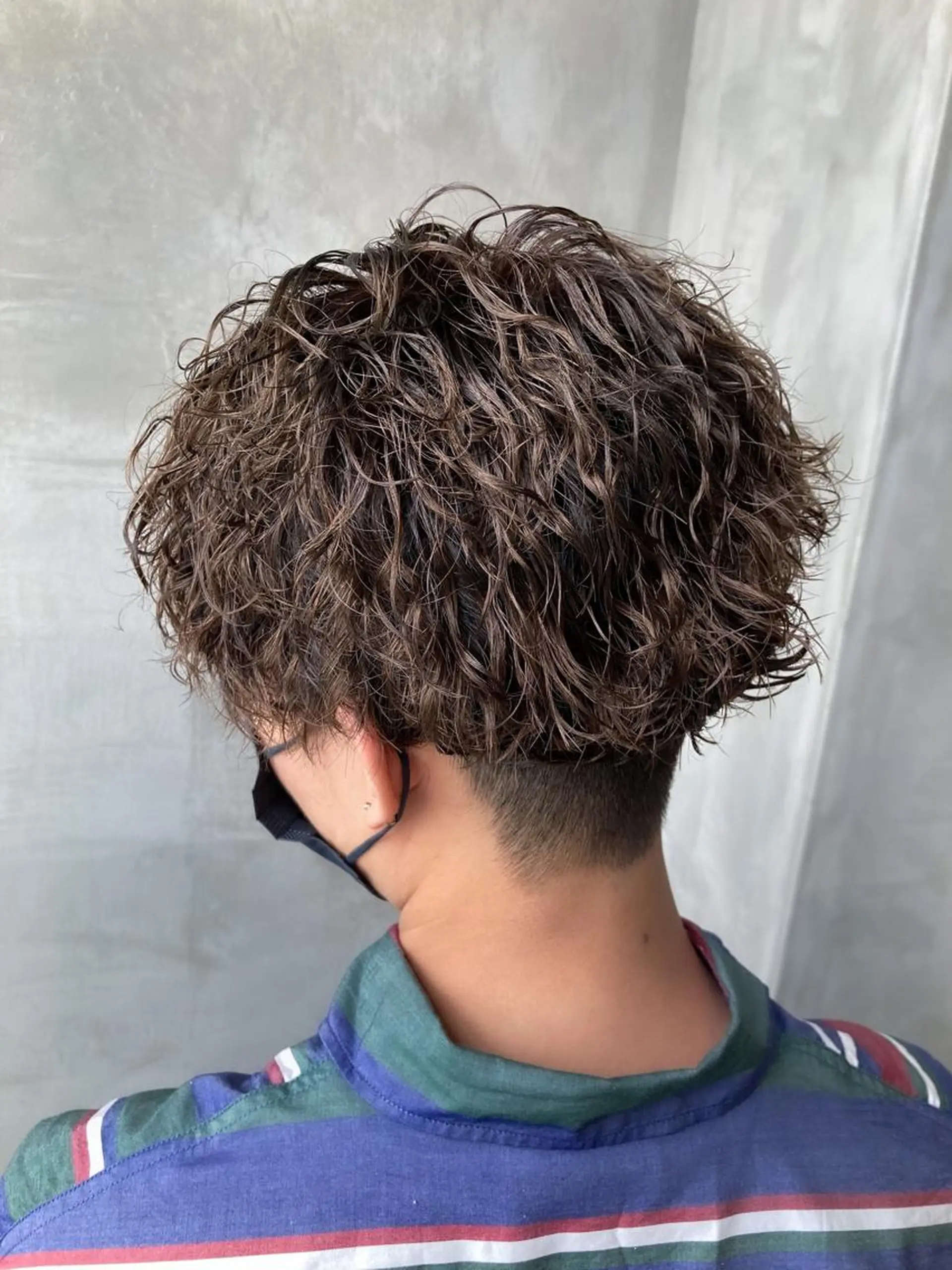 ショート パーマ メンズ 波巻きスパイラルパー マ/シャドウパーマ駿のヘアスタイル