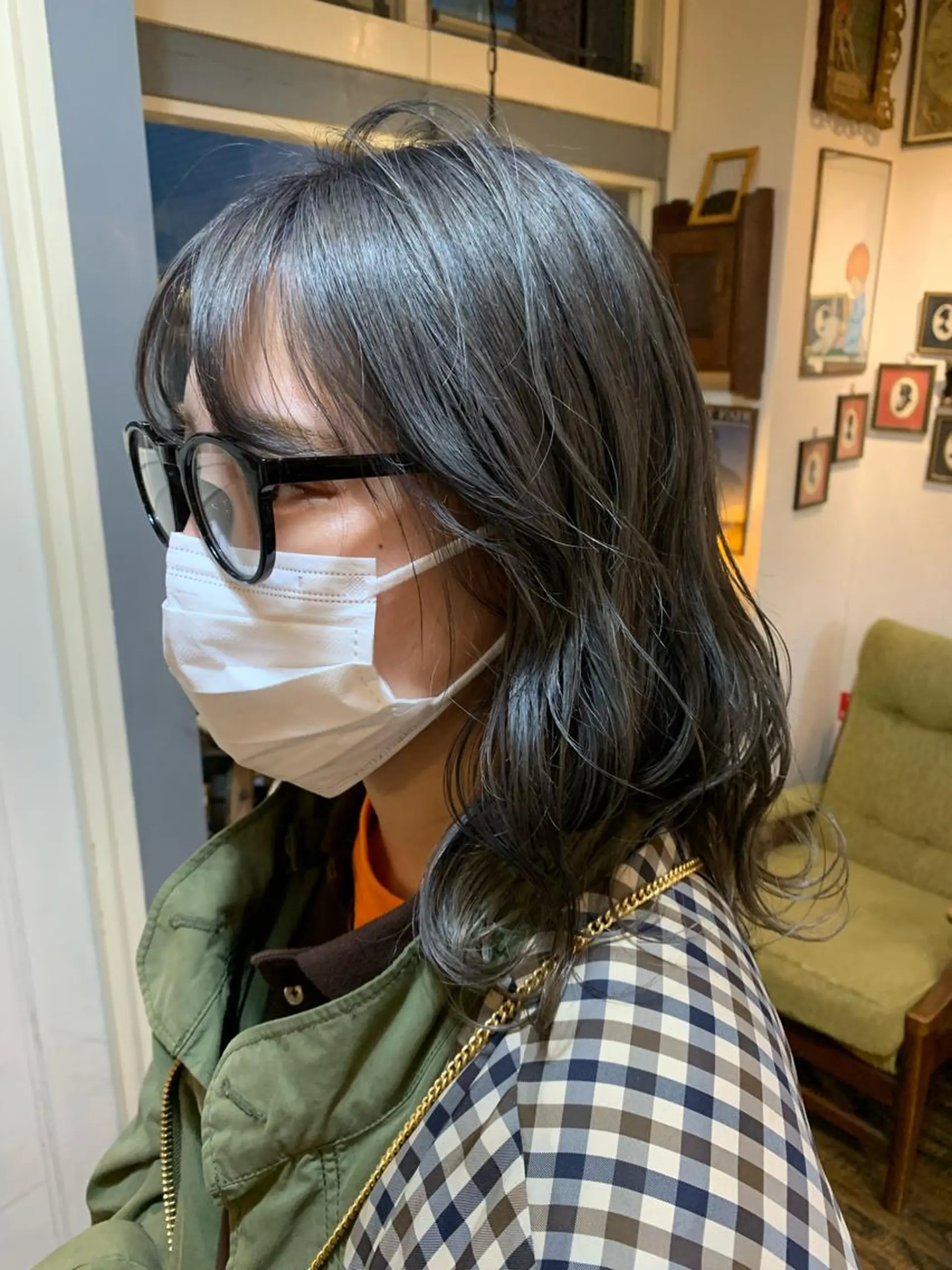 セミロング カラー ヘアカラー トリートメント 清水千優/パーマ/透 明感カラー/メンズのヘアスタイル