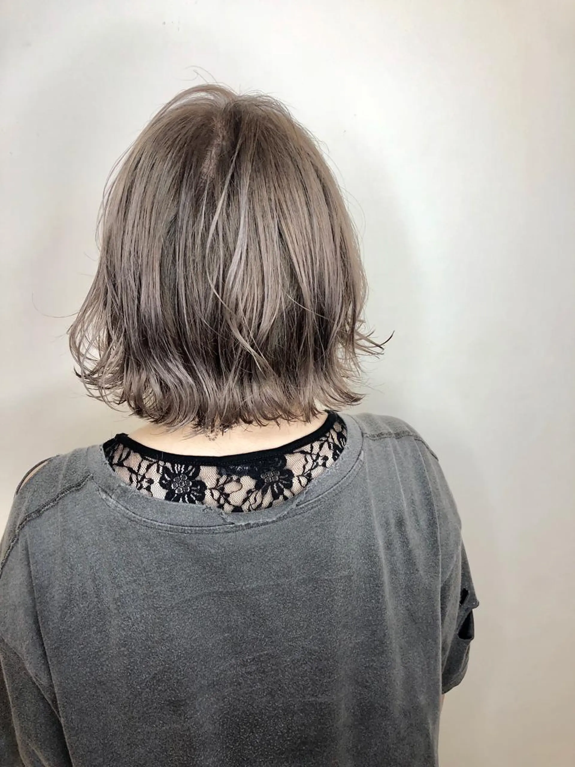 ショート カット ヘアカラー シールエクステ×美髪 改善/ヨシモトカンジのヘアスタイル