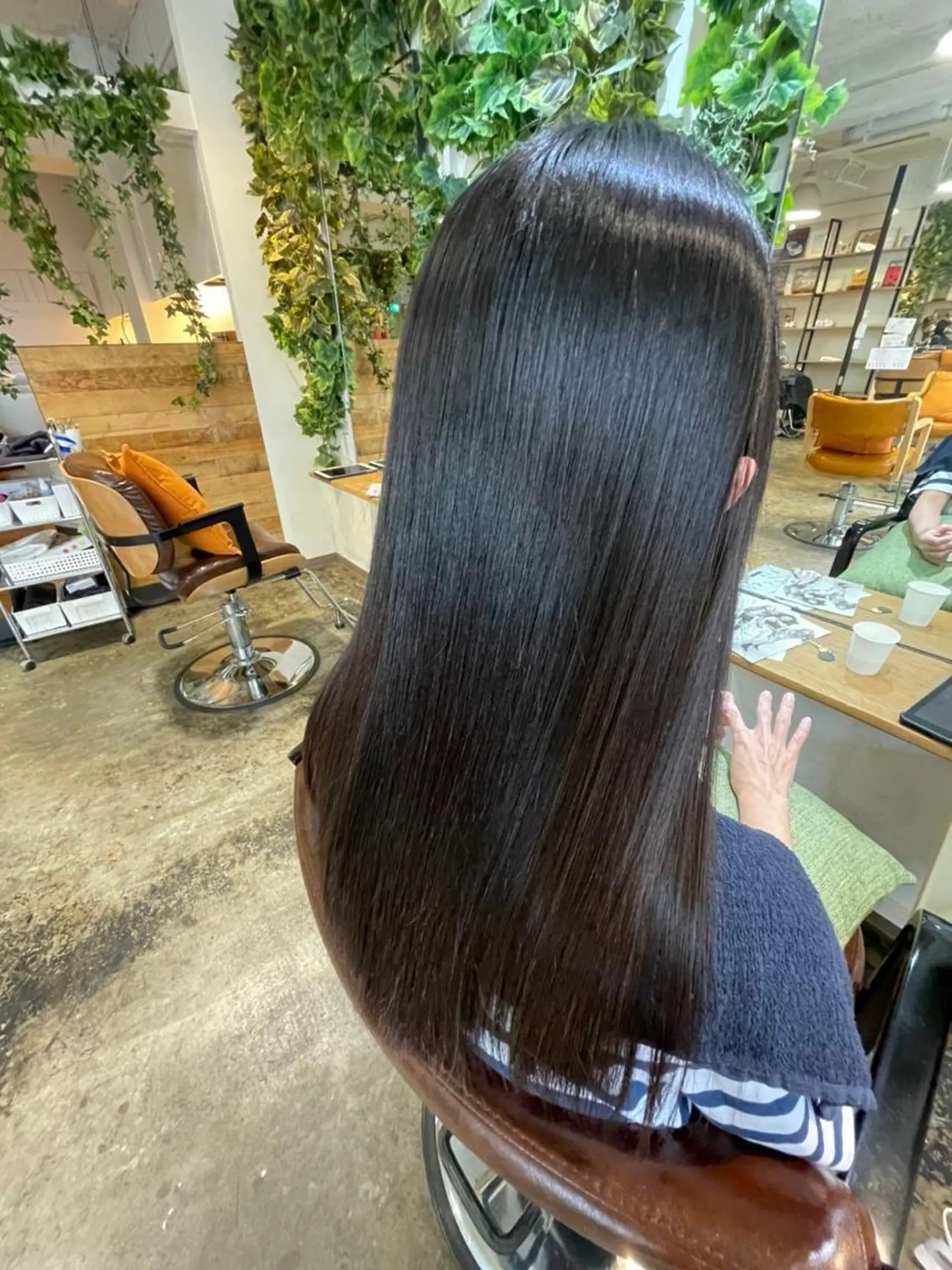カラー ヘアアレンジ パーマ アディクシーカラー アッシュ バレイヤージュ ベージュカラー ブリーチ newi 川崎店のヘアスタイル