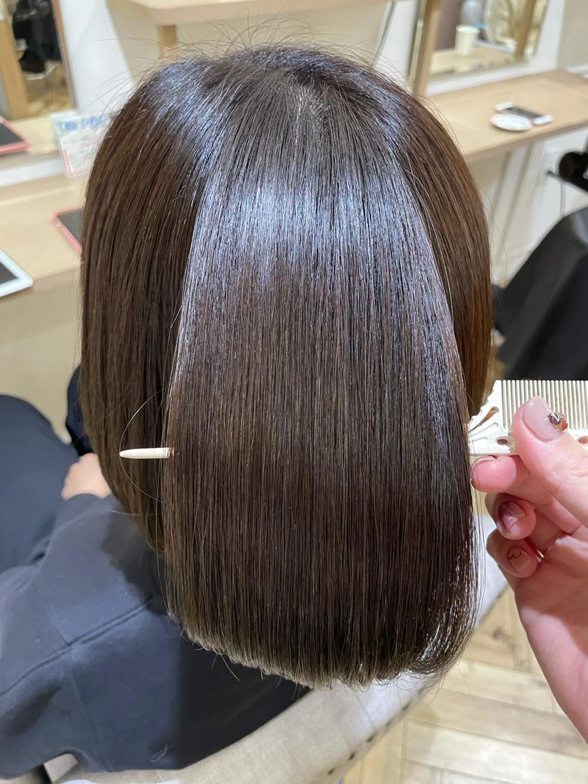 ミディアム 髪質改善お任せ ください♪ひとみのヘアスタイル