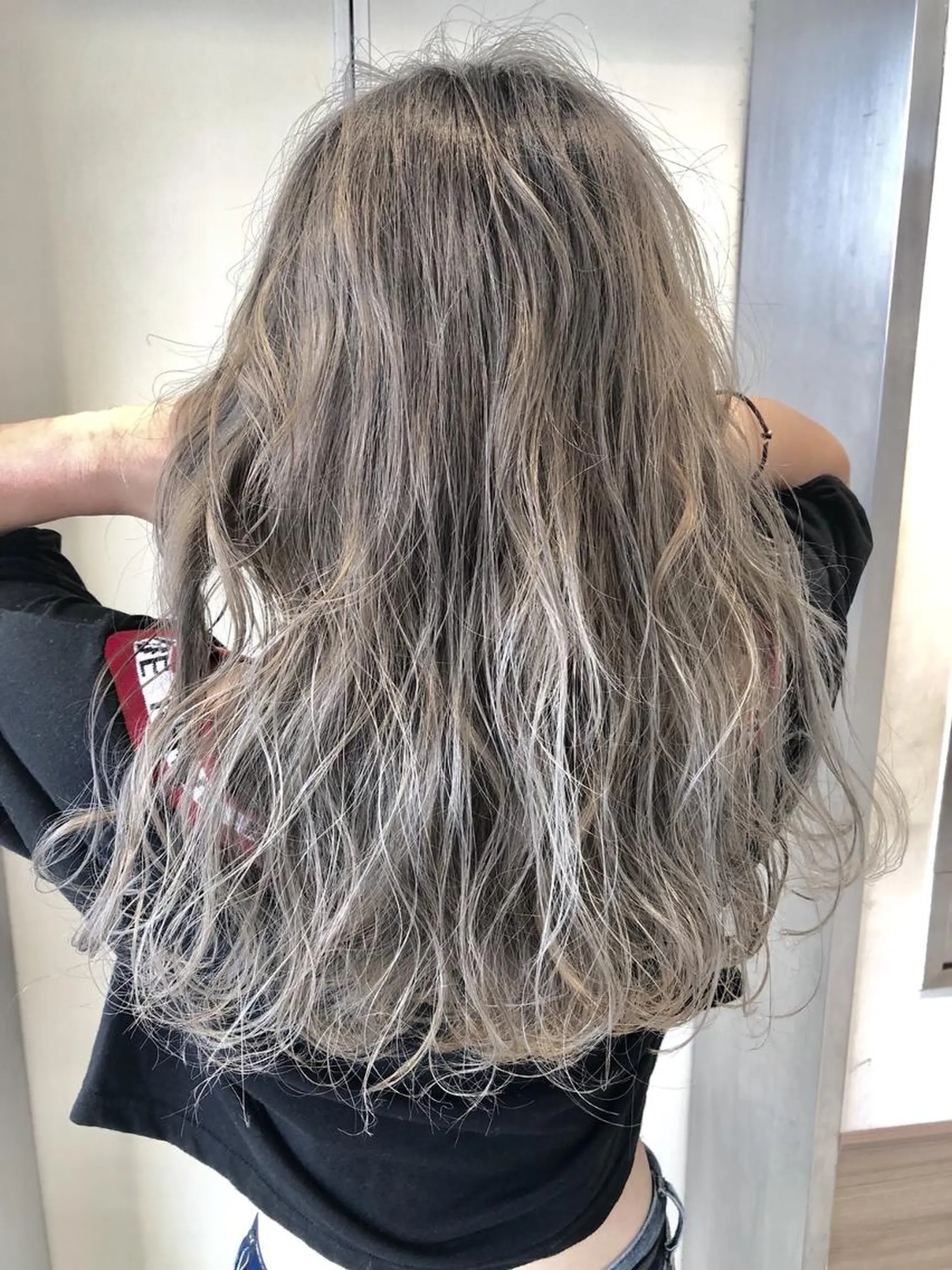 カラー Ash 店長　山下達也のヘアスタイル