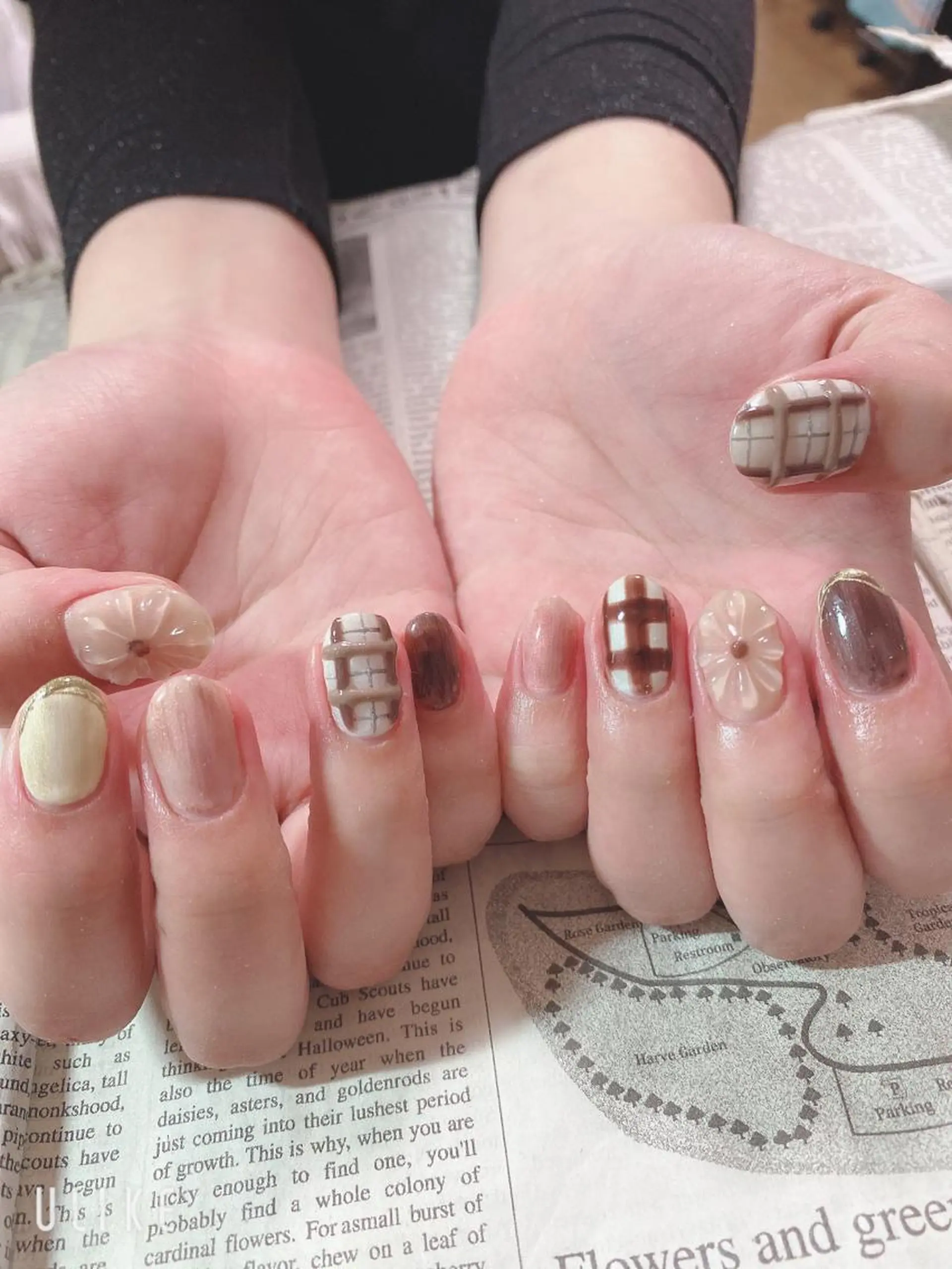 ネイル フラワーネイル ハンドネイル ハンドケア 森山 舞のネイルデザイン