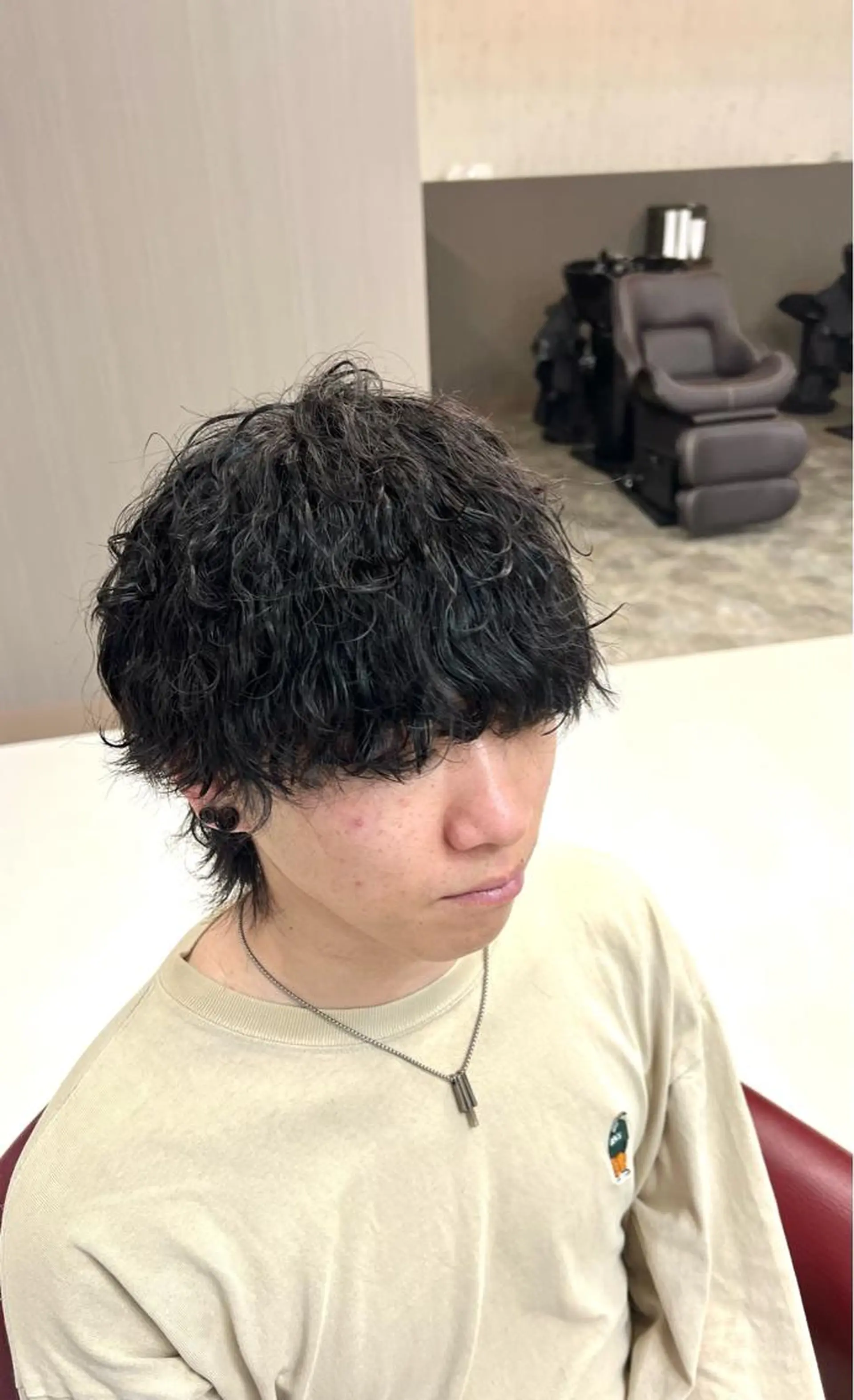 ショート パーマ メンズ 波巻きパーマ メンズウルフカット ウルフカット KEN 🌟のヘアスタイル