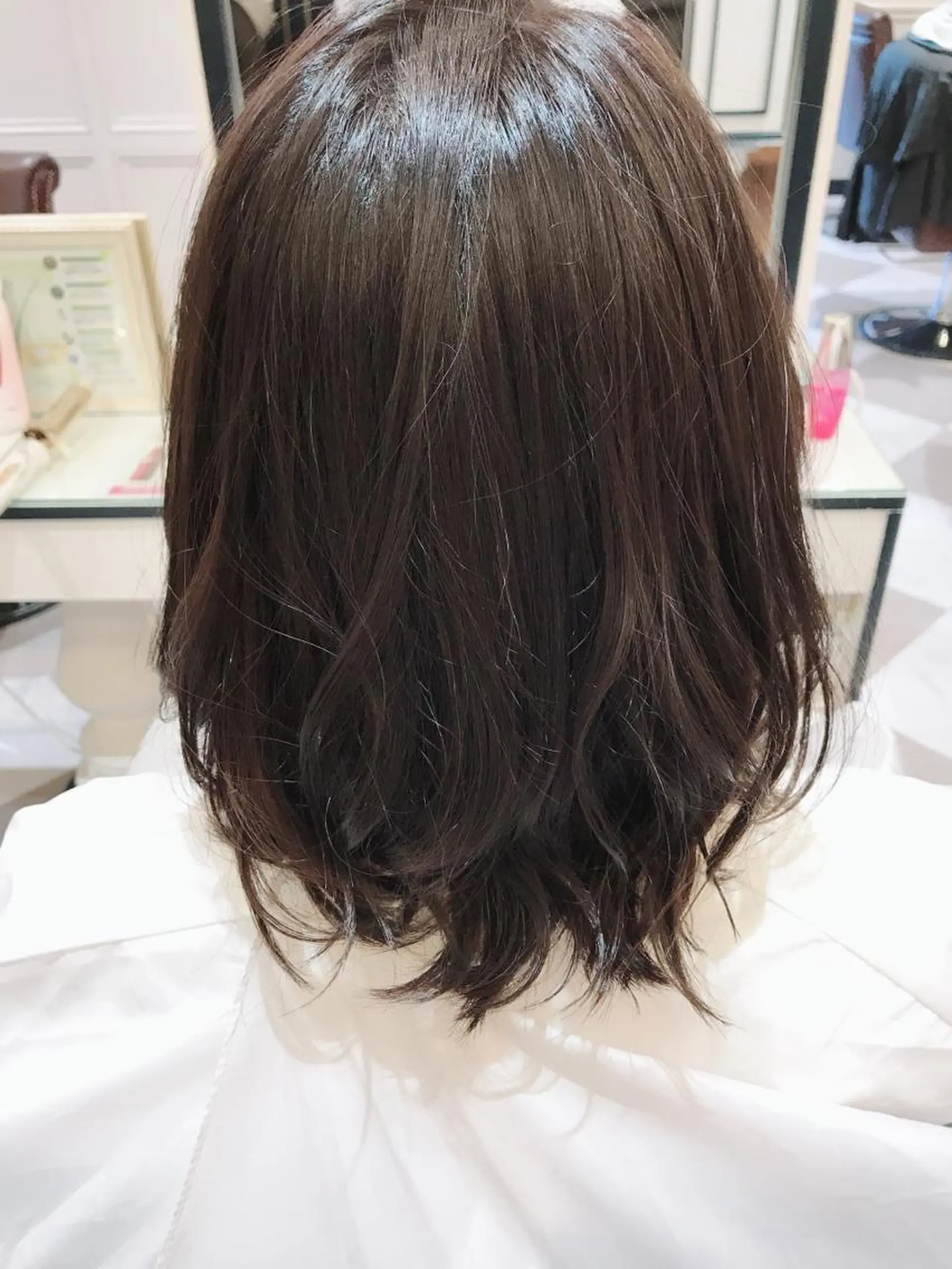 ショート カラー 粟田 めぐみのヘアスタイル