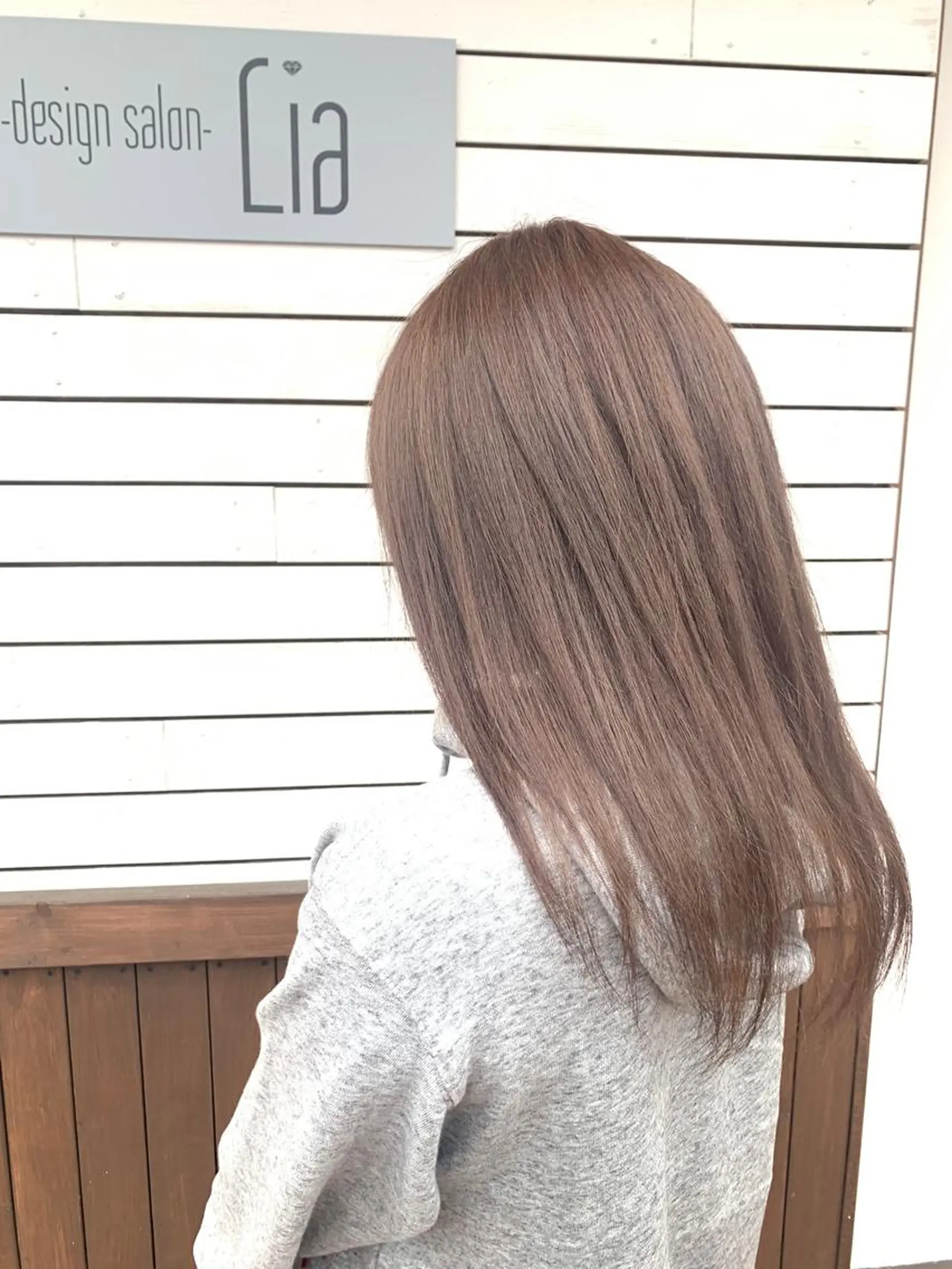 ミディアム レディース専用🌷咲 の垢抜けブリーチ部屋のヘアスタイル