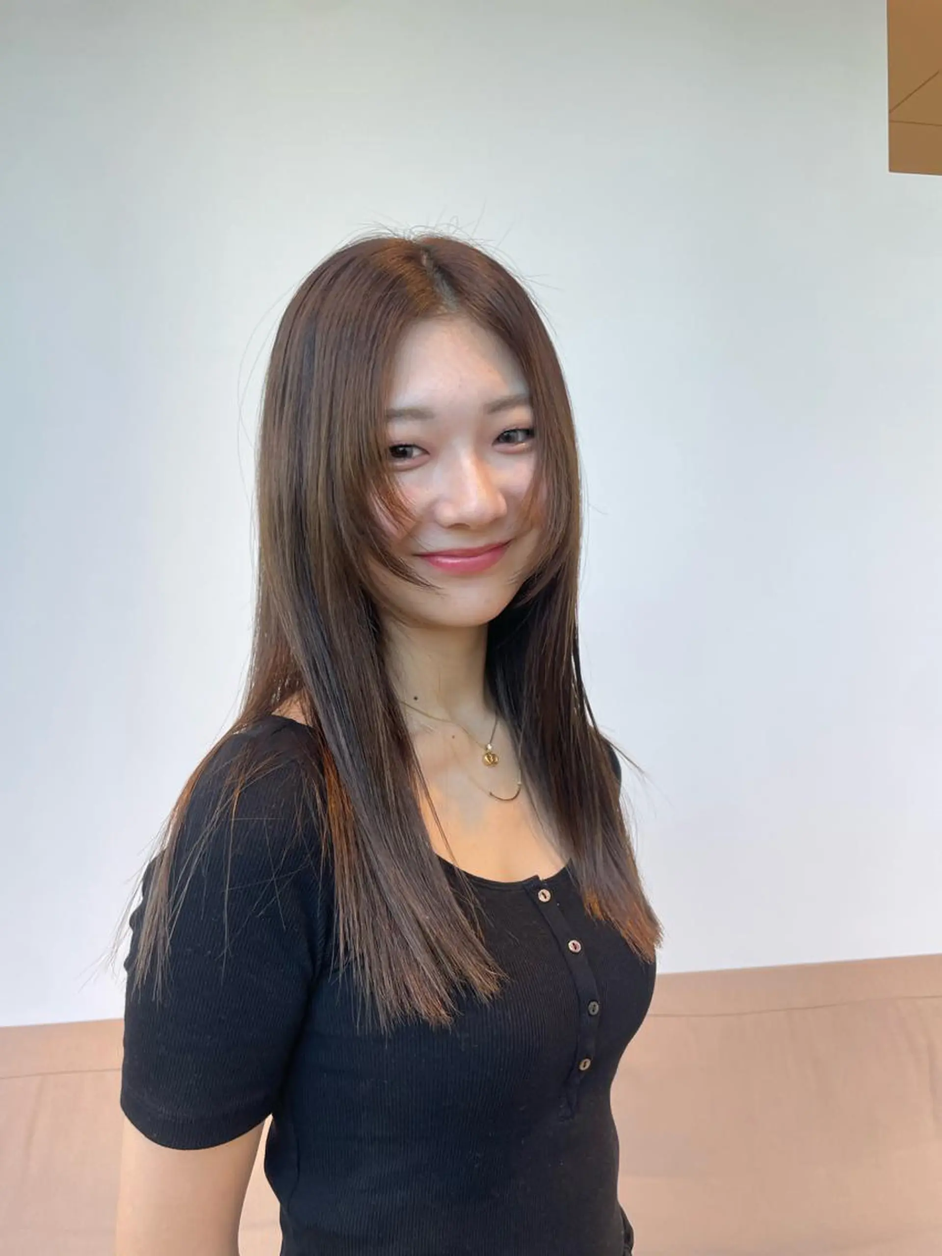 セミロング 🥀似合わせ🥀 柔らかカラー・タイトのヘアスタイル