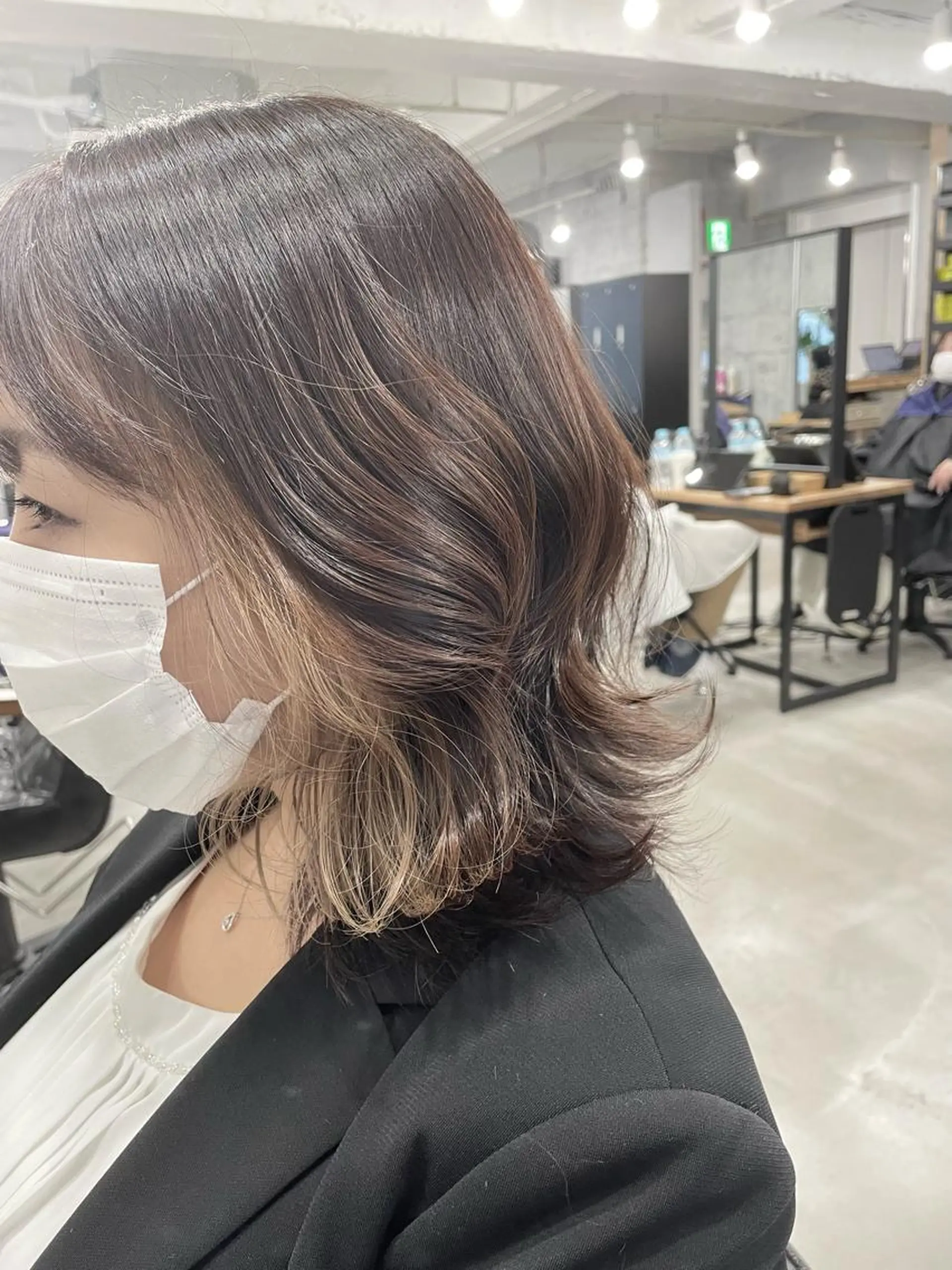 ミディアム カット ヘアカラー MICO hairのヘアスタイル