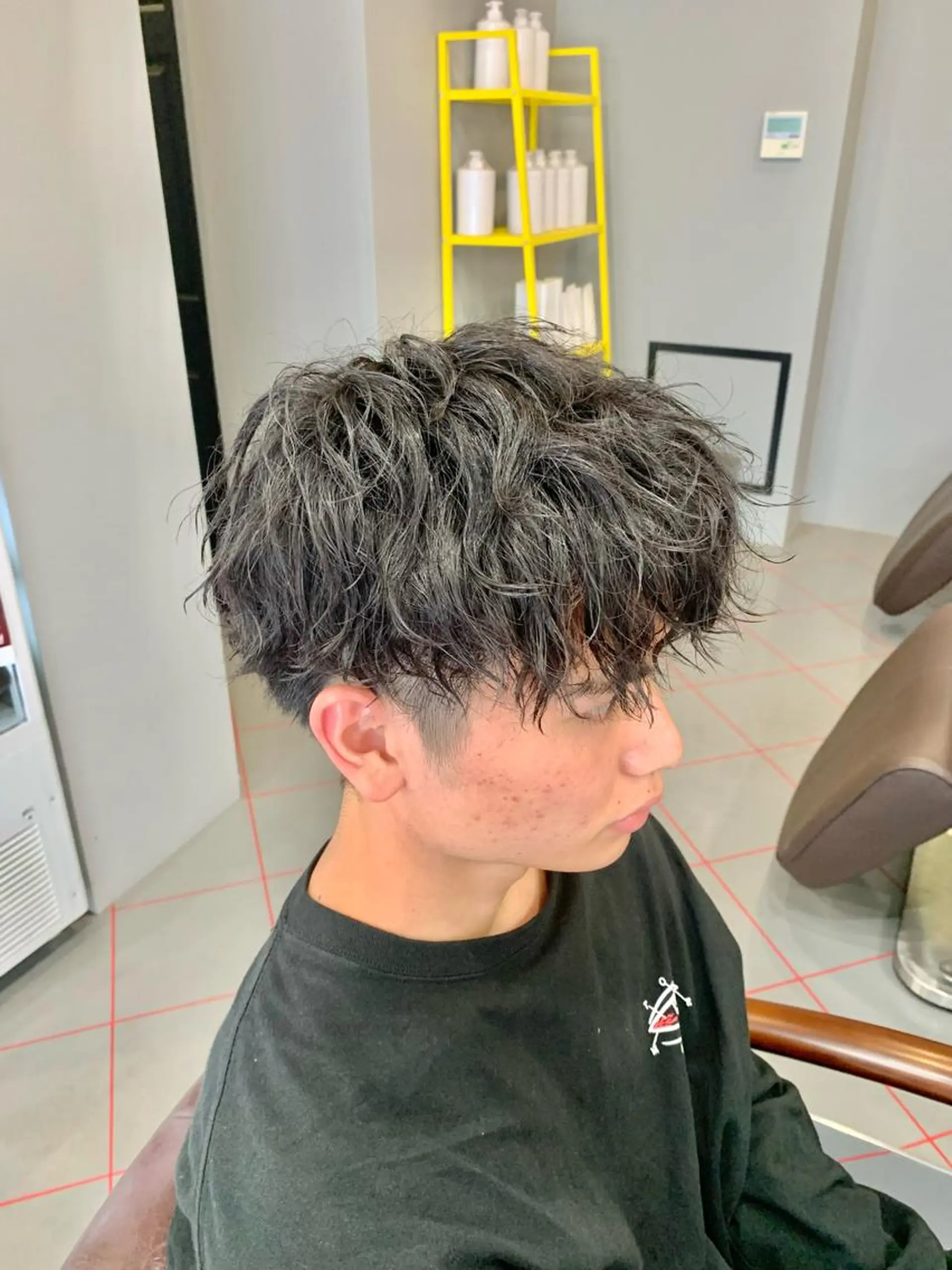 ショート パーマ メンズ 【扱いやすいパーマ】 眞鍋拓己のヘアスタイル