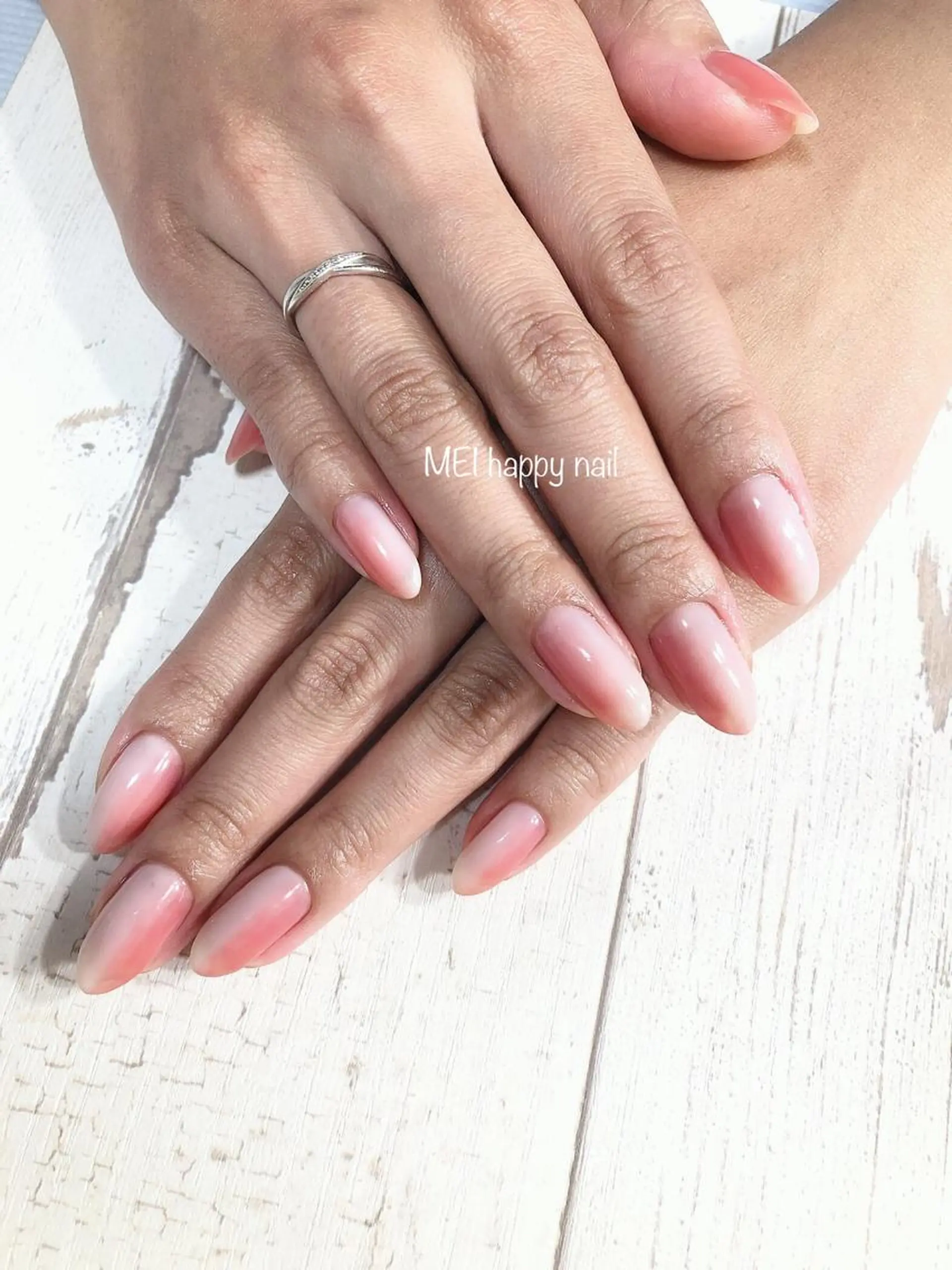 ネイル グラデーション 北浦和 自爪育成ケアのネイルデザイン