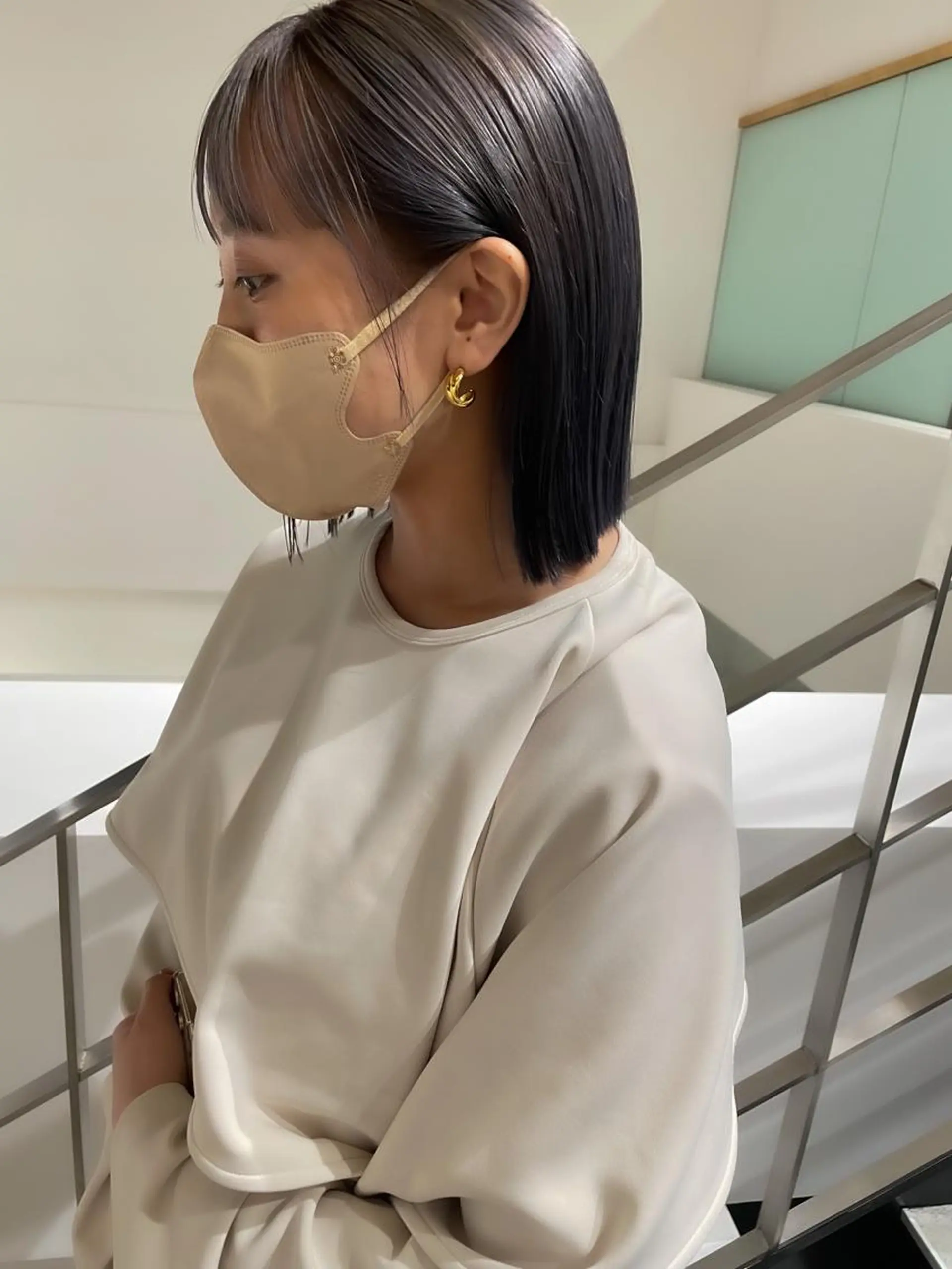 ショート カラー ヘアアレンジ アイブロウ ミニボブ/ブリーチ 🌈MISATOのヘアスタイル