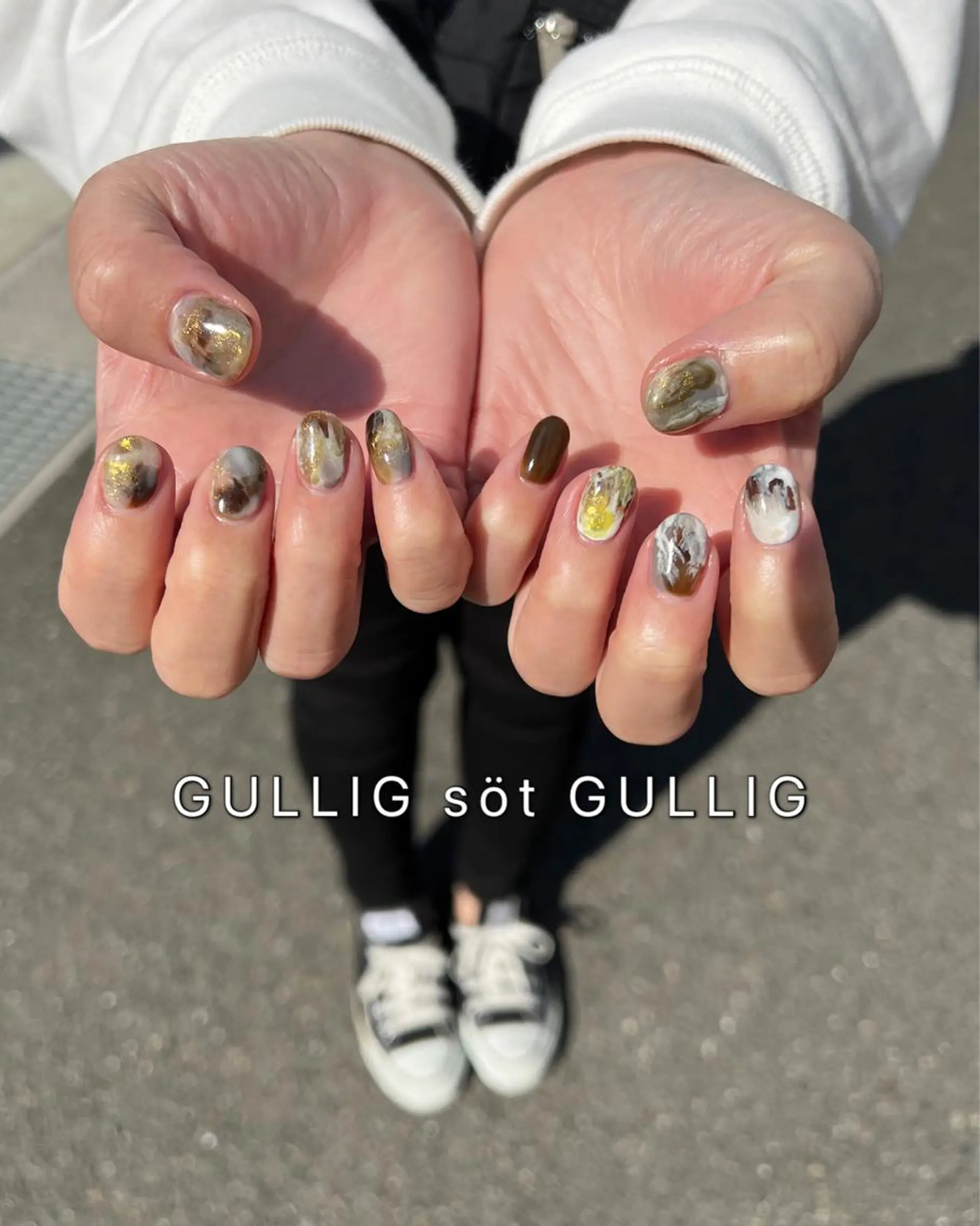 ネイル ハンドネイル フットネイル GULLIG söt GULLIGのネイルデザイン