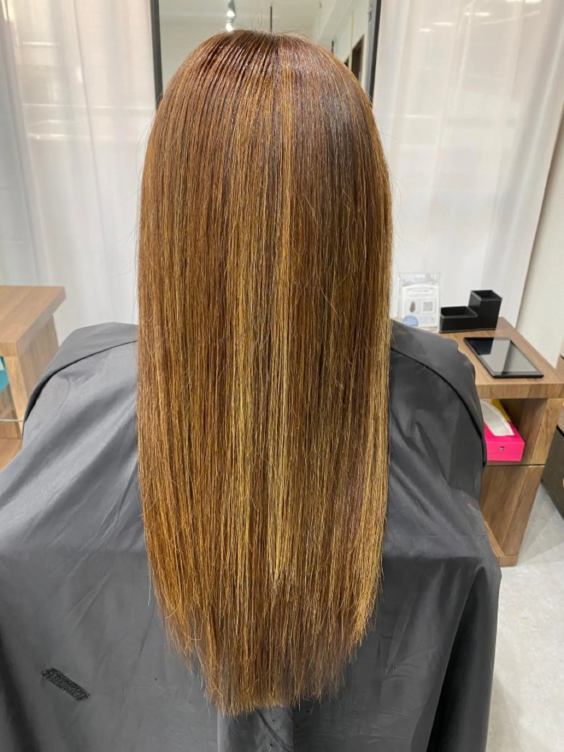 ロング カット 縮毛矯正 トリートメント へんみ みかのヘアスタイル