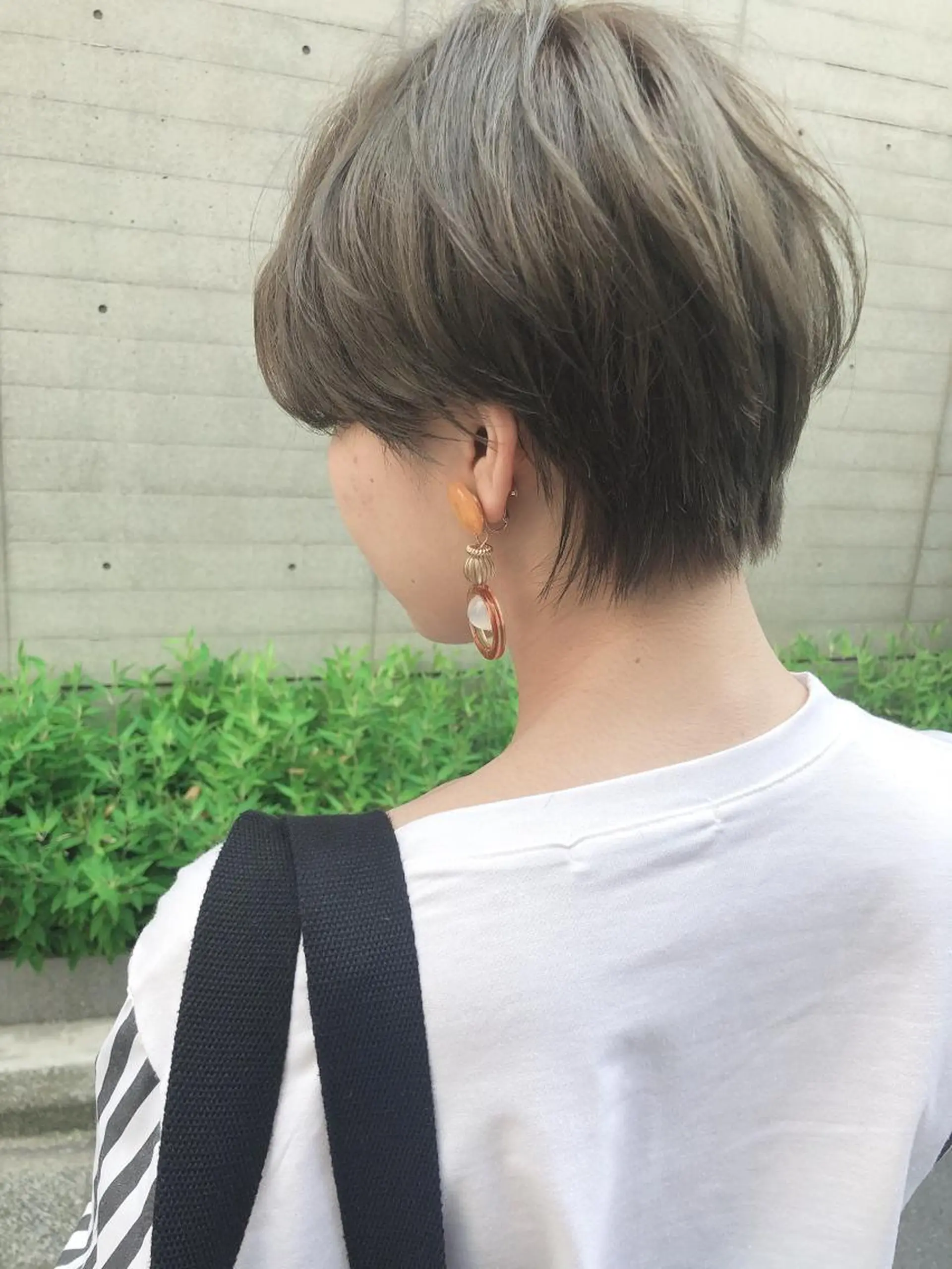 ショート 切りっぱなしボブ ボブ 外国人風カラー ハイライト レイヤーカット ショート職人 美容師【KENTA】のヘアスタイル