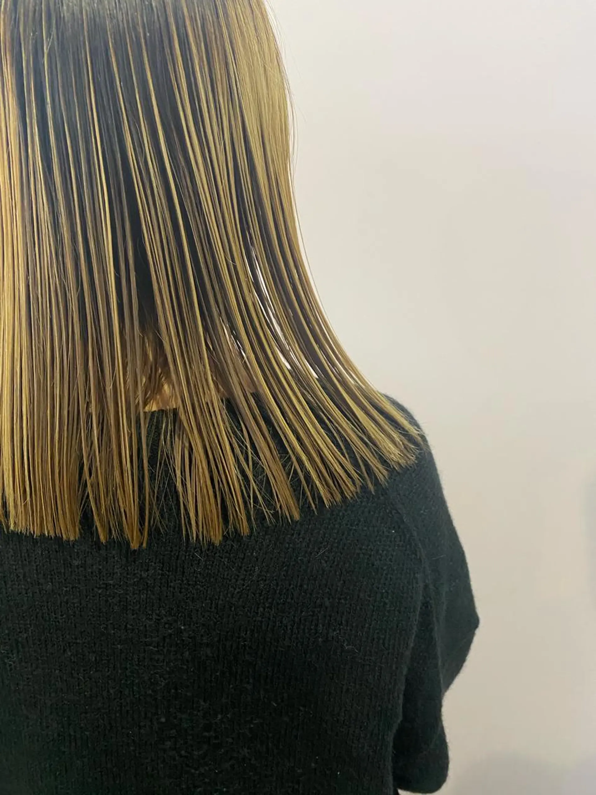 セミロング アオイ🩵暖色 /まろやかカラーのヘアスタイル