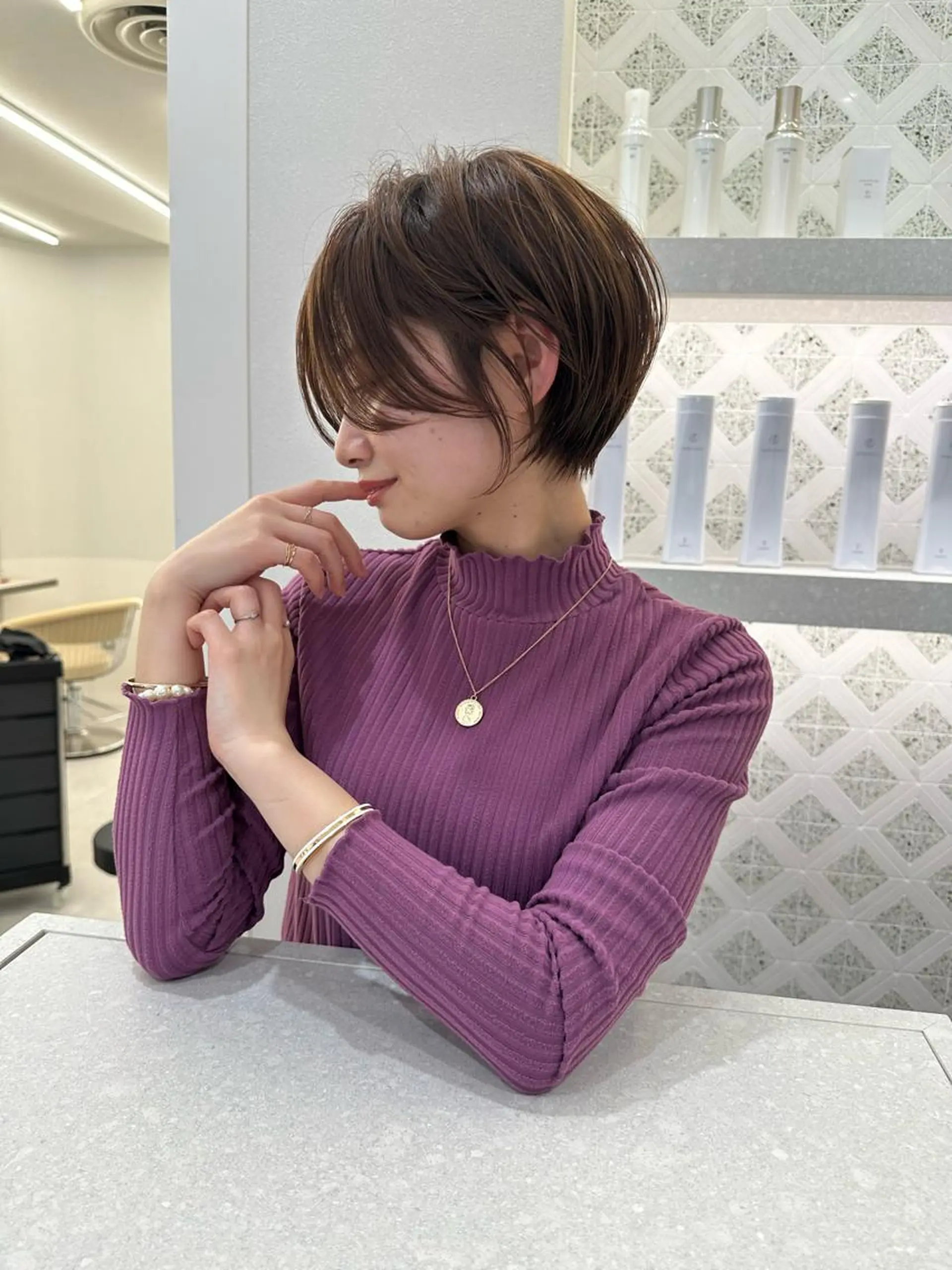 ショート カラー ショートボブ ショートレイヤー ハンサムショート 丸みショート ボブ カット ヘアカラー トリートメント ヘッドスパ 木原良 (キハラ リョウ)のヘアスタイル