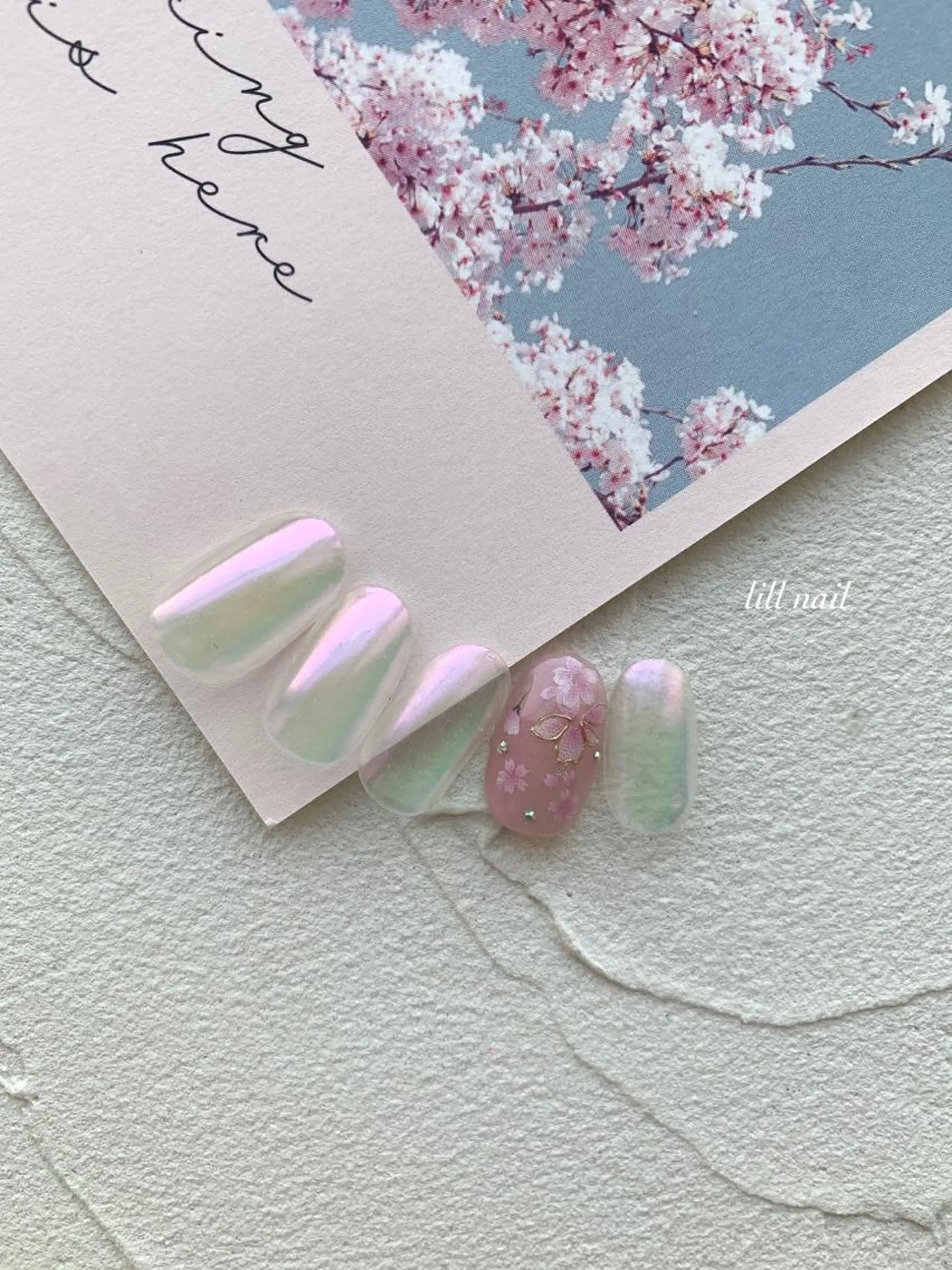 ミディアム pllia beautyのネイルデザイン