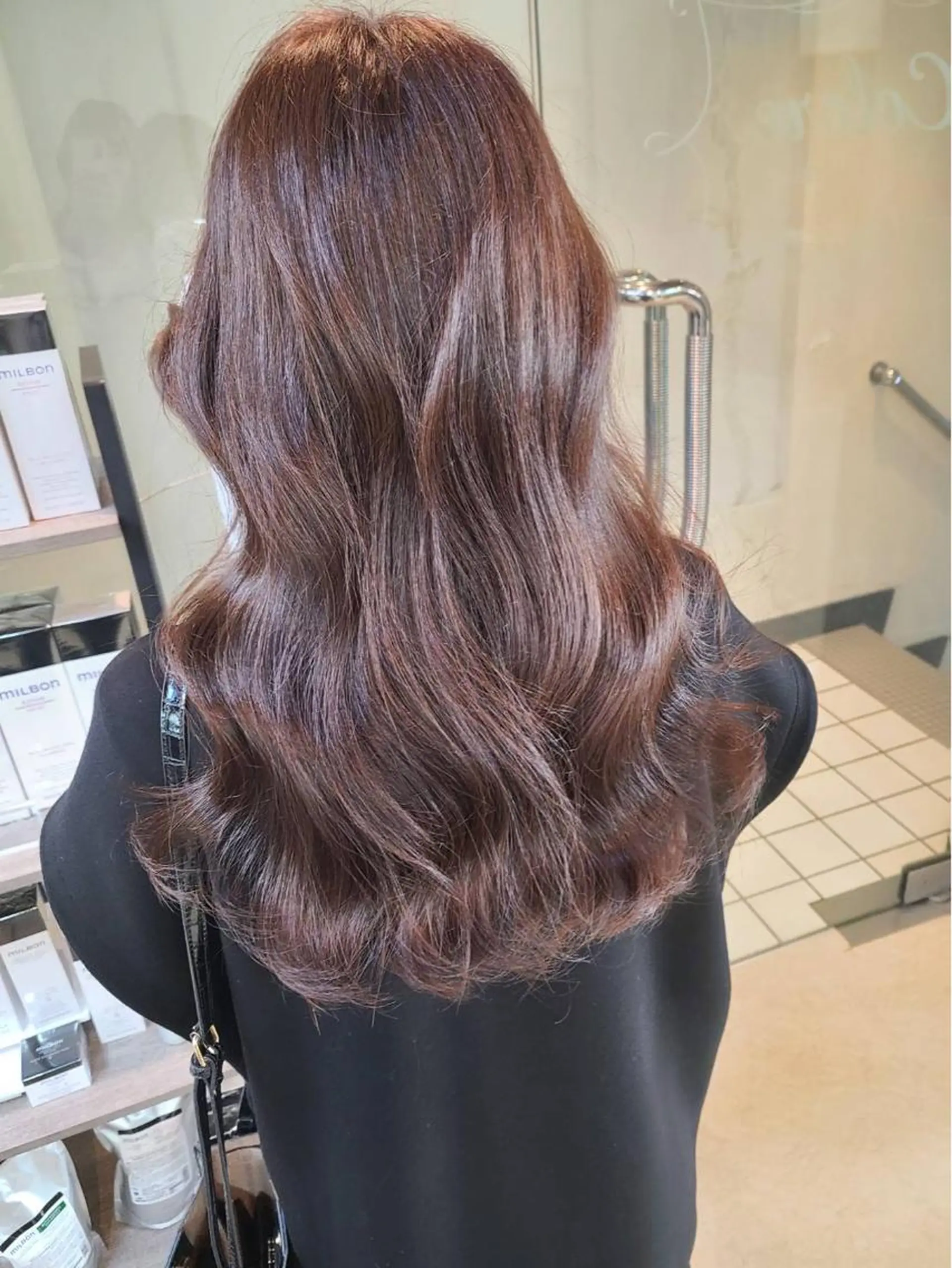 カラー ヘアカラー chic 渡辺 桃羽のヘアスタイル