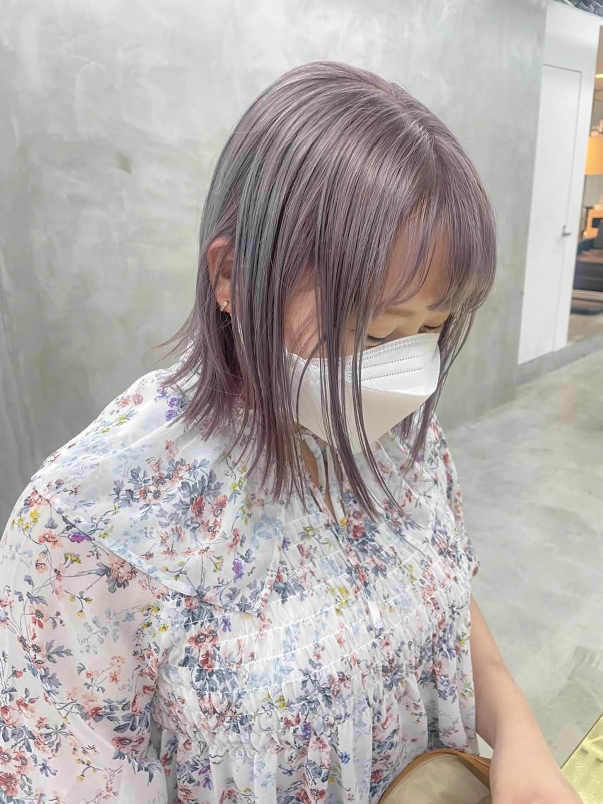 ミディアム カラー カット ヘアカラー トリートメント 似合わせ｜レイヤー 🪩yurikaのヘアスタイル