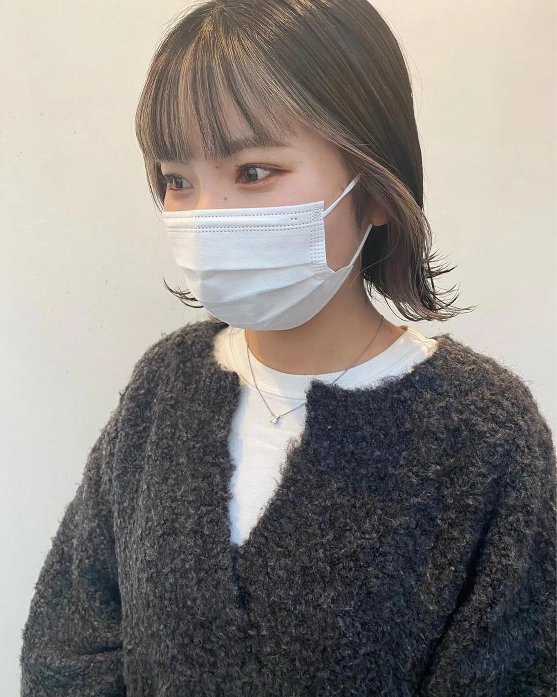 ミディアム カラー ベージュカラー ブリーチ tonari 梅田、中崎町のヘアスタイル