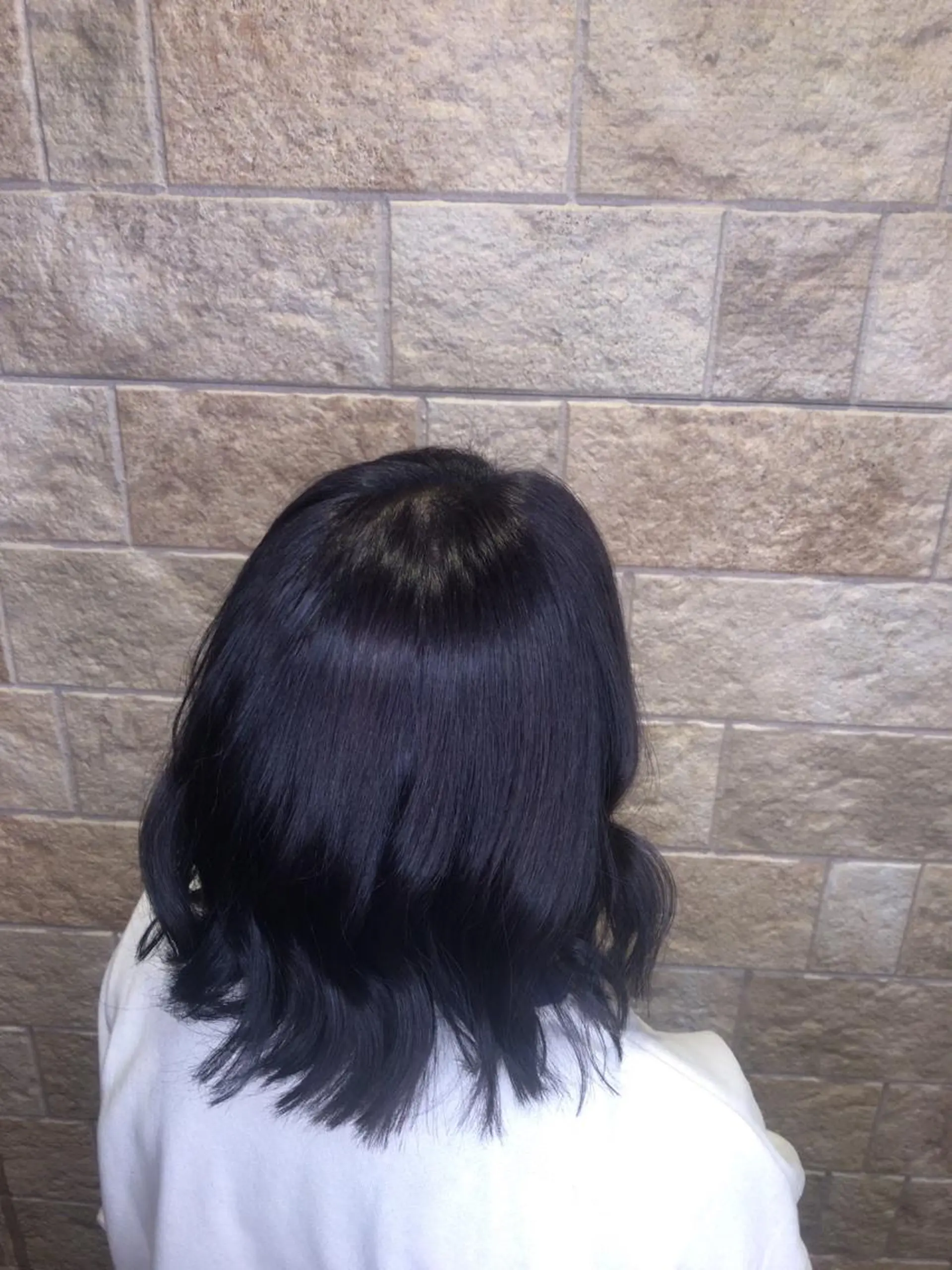 ミディアム カラー 切りっぱなしボブ ブリーチ ディープラベンダー ラベンダーカラー オレンジ SEA BELLE YASUのヘアスタイル