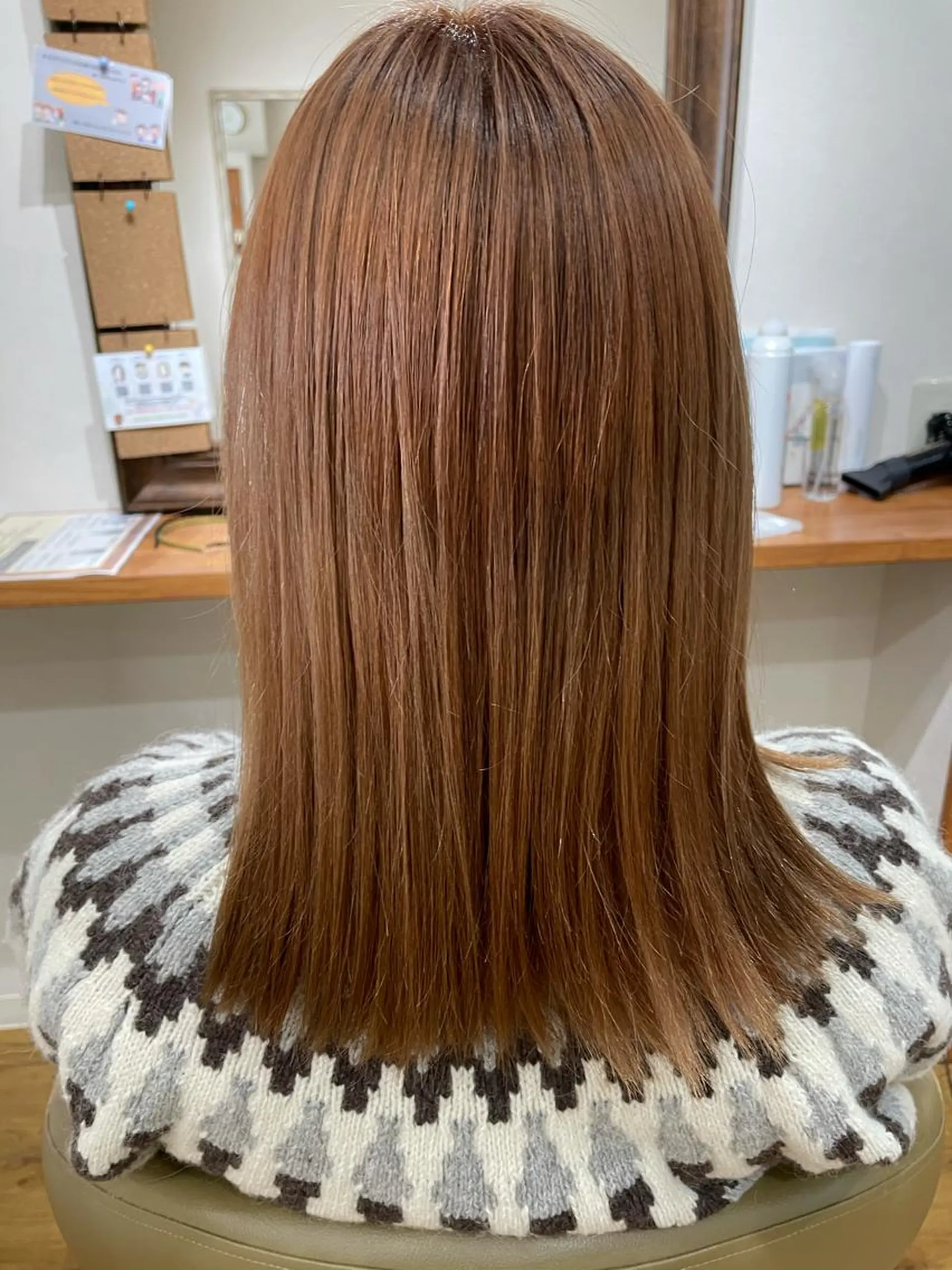 ミディアム 佐治 梨乃のヘアスタイル