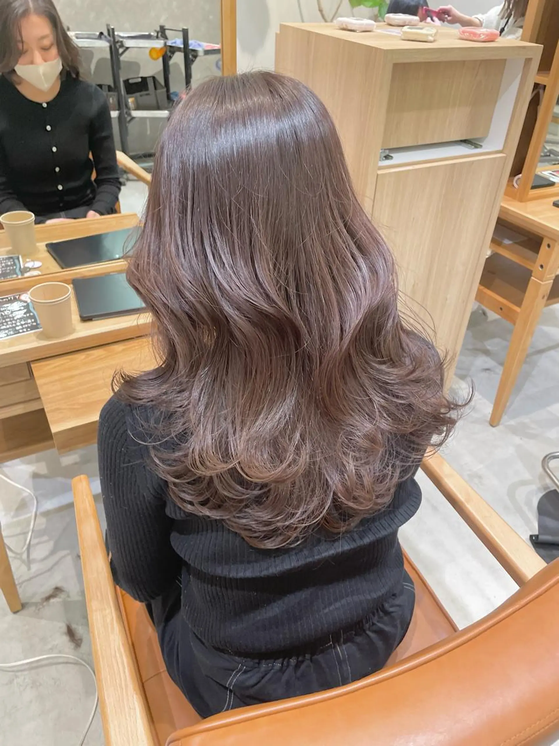 ミディアム 韓国風ヘア レイヤーカット ムラ修正ブリーチ 山田眞之介のヘアスタイル