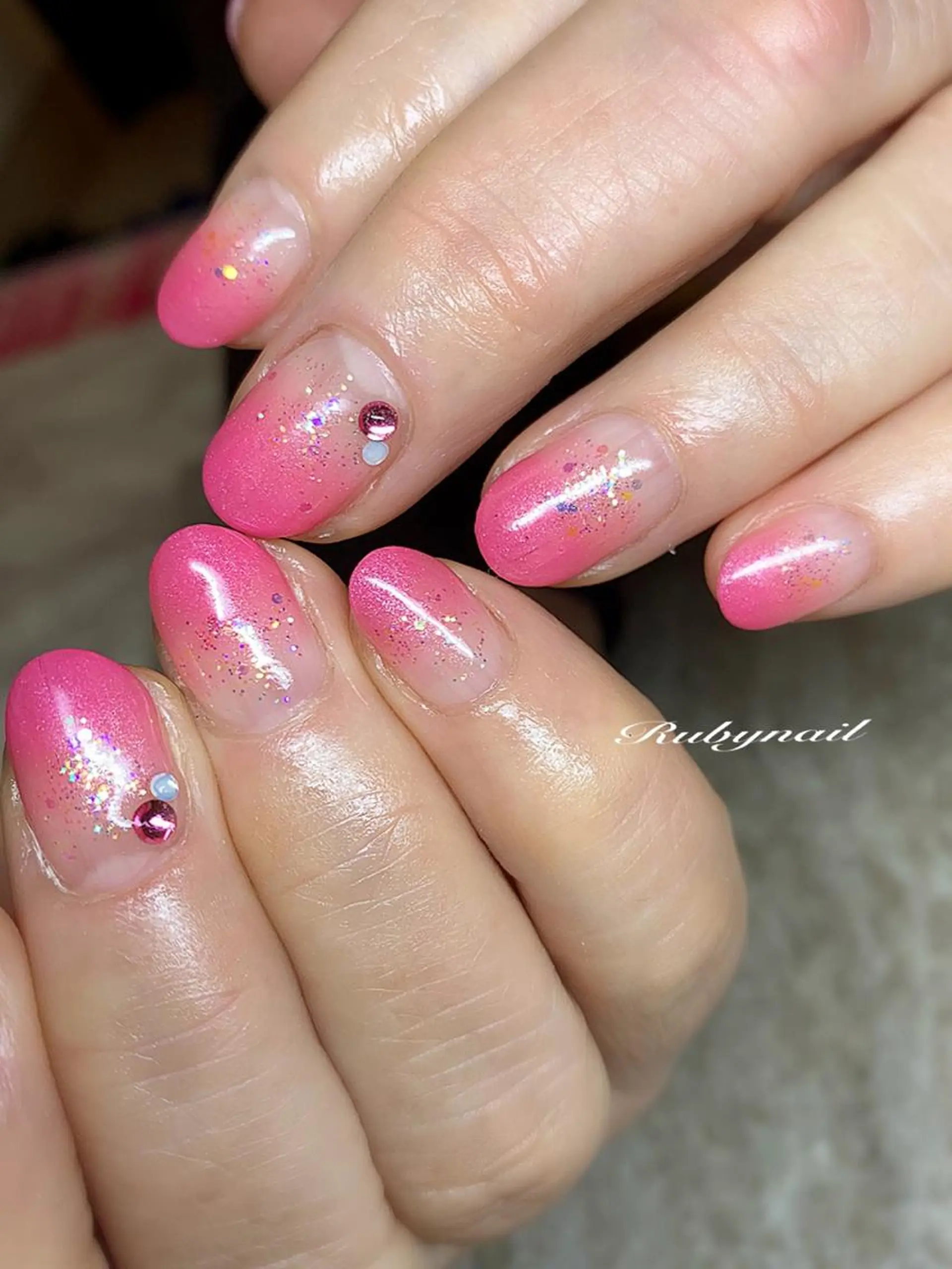 ネイル グラデーション ピンク プライベートサロン Rubynailのネイルデザイン