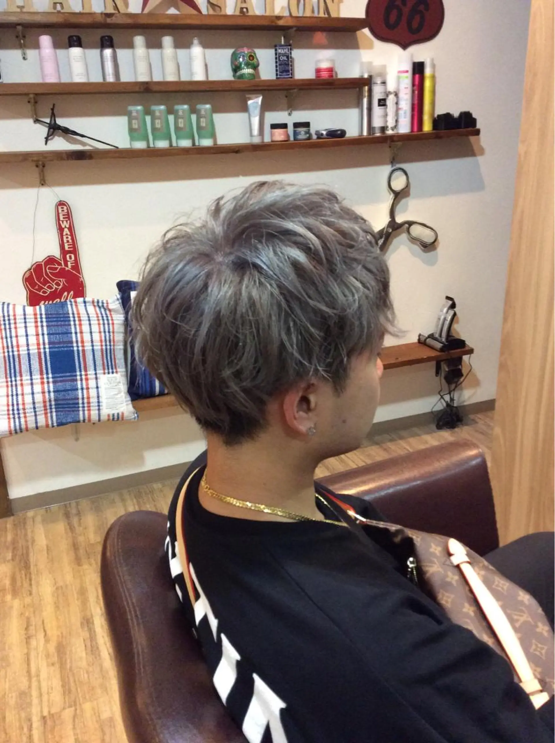 カラー メンズ シールエクステ 🪽CHIAKIのヘアスタイル