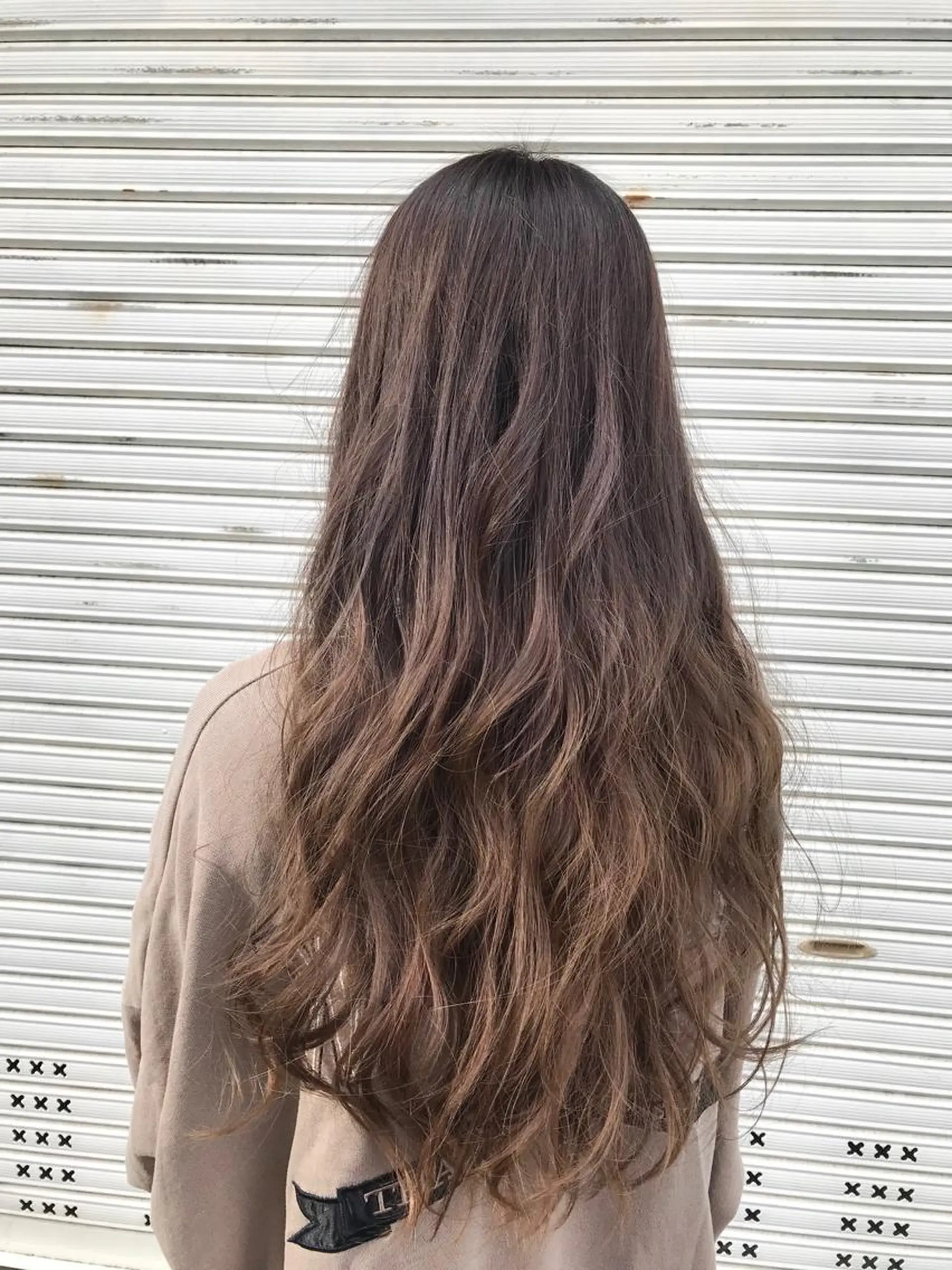 ロング カラー ベージュカラー グラデーションカラー 【似合わせカット】 松尾一気のヘアスタイル