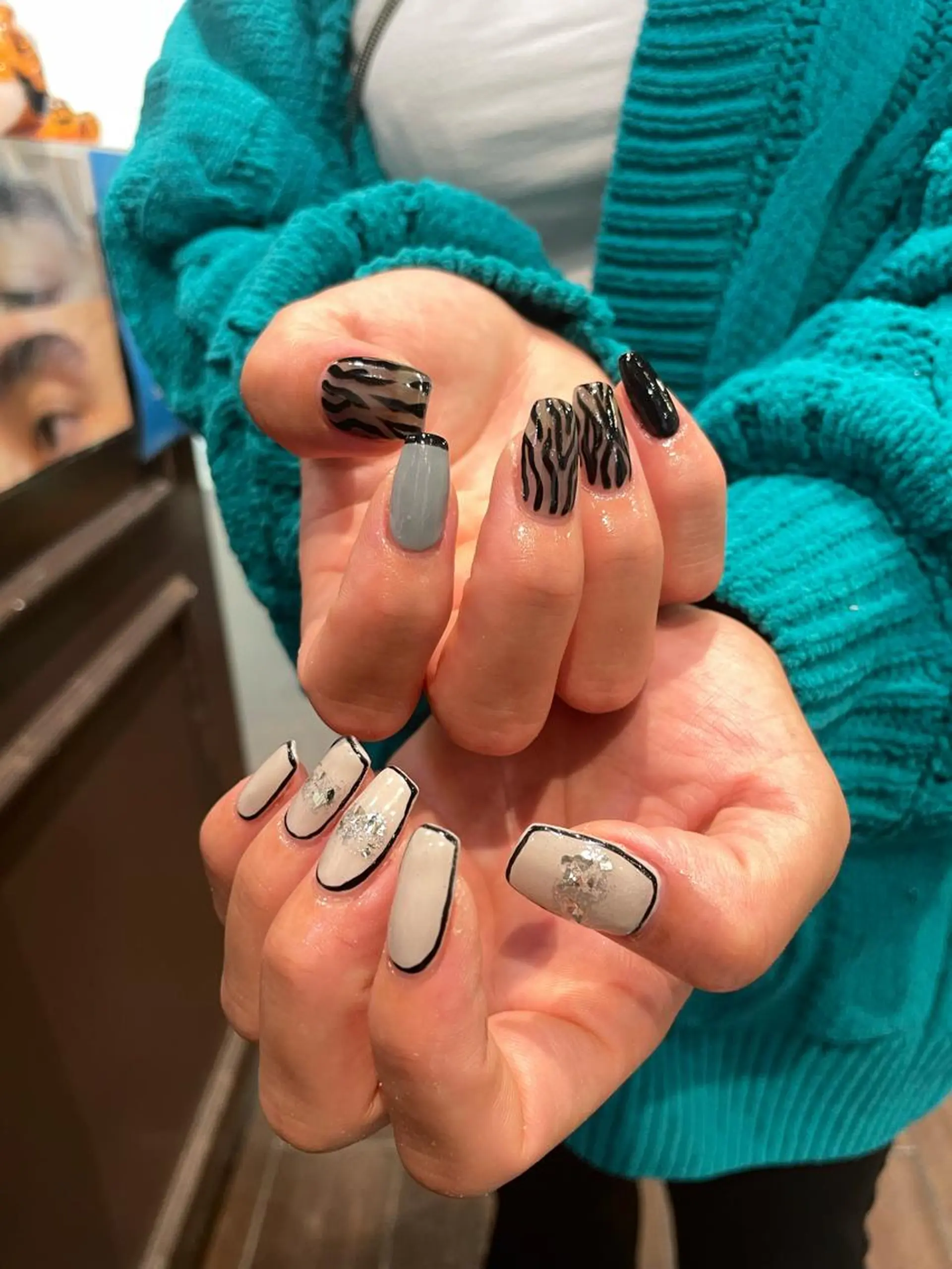 ネイル 個性派ネイル 🌼 ハルカ ♡の眉毛・アイブロウイメージ