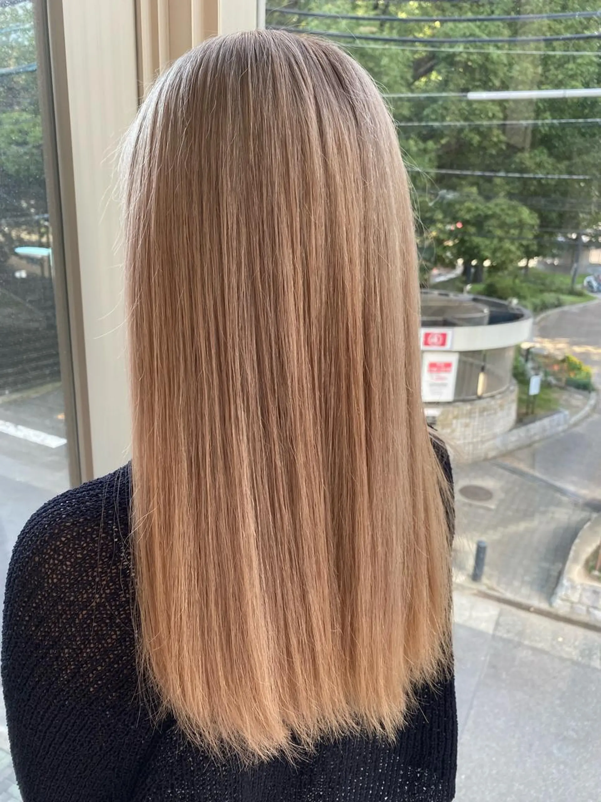 ロング カラー ベージュカラー ブリーチ ケアブリーチ ホワイトベージュ ヘアカラー トリートメント 鈴木/ニュアンス パーマ/メンズのヘアスタイル