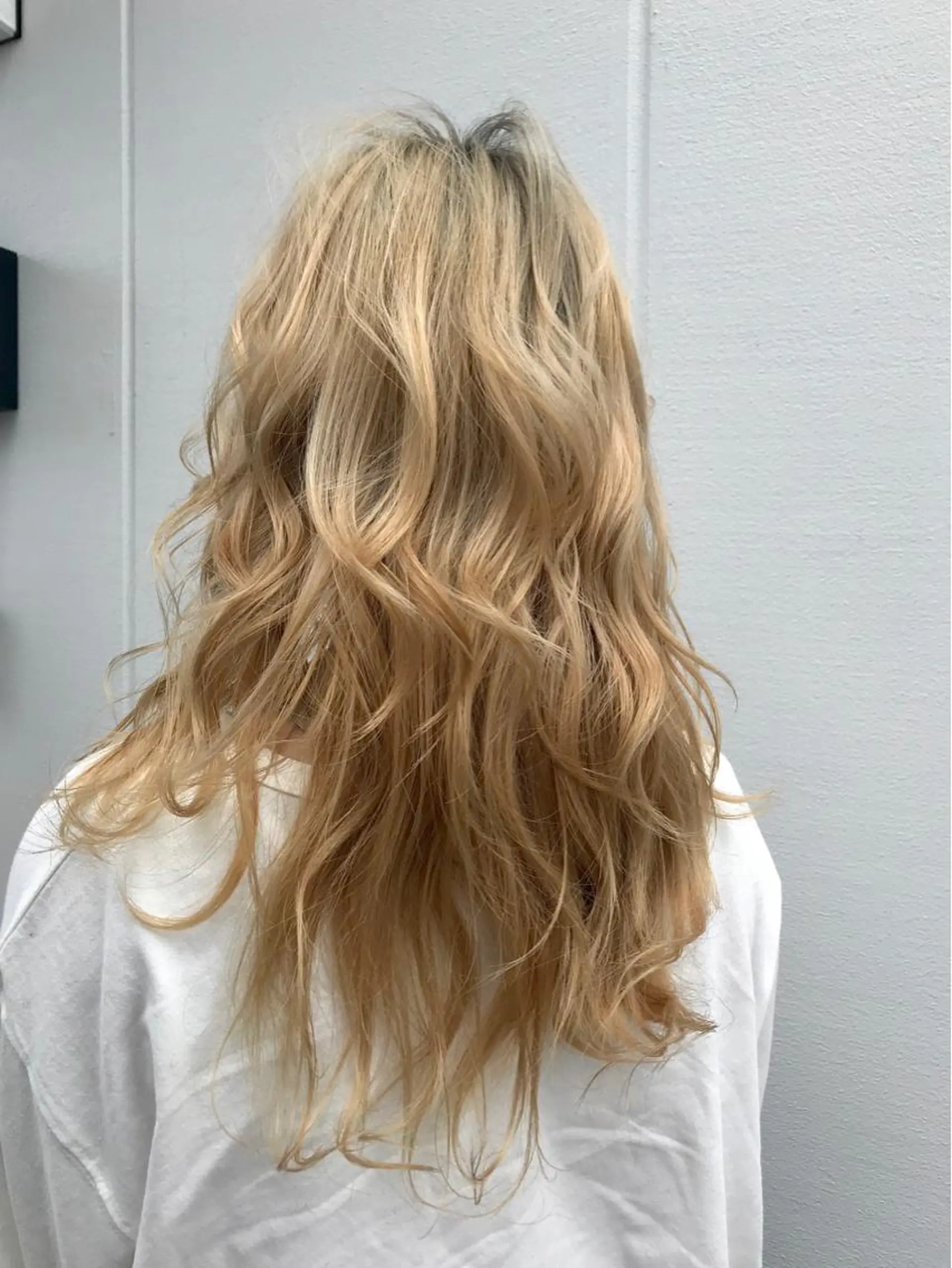 ロング カラー KOOKI スティードトーキョーのヘアスタイル