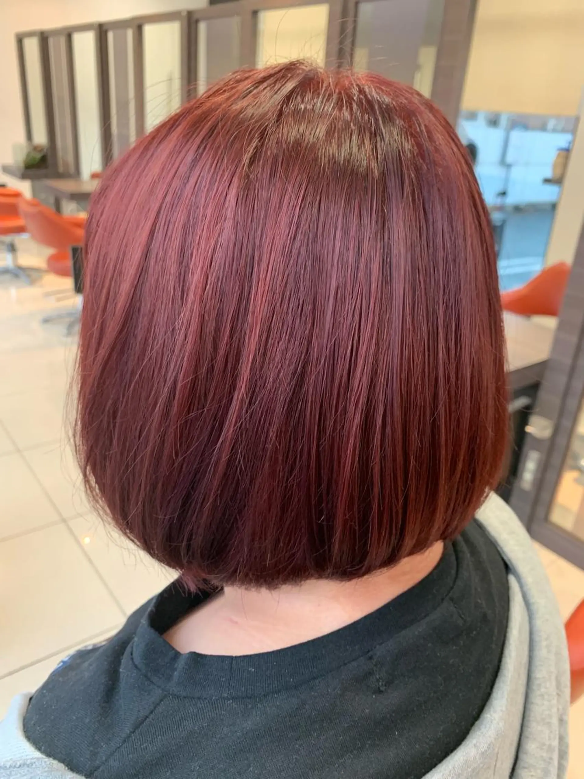 ショート カット ヘアカラー 國井 瑞貴のヘアスタイル