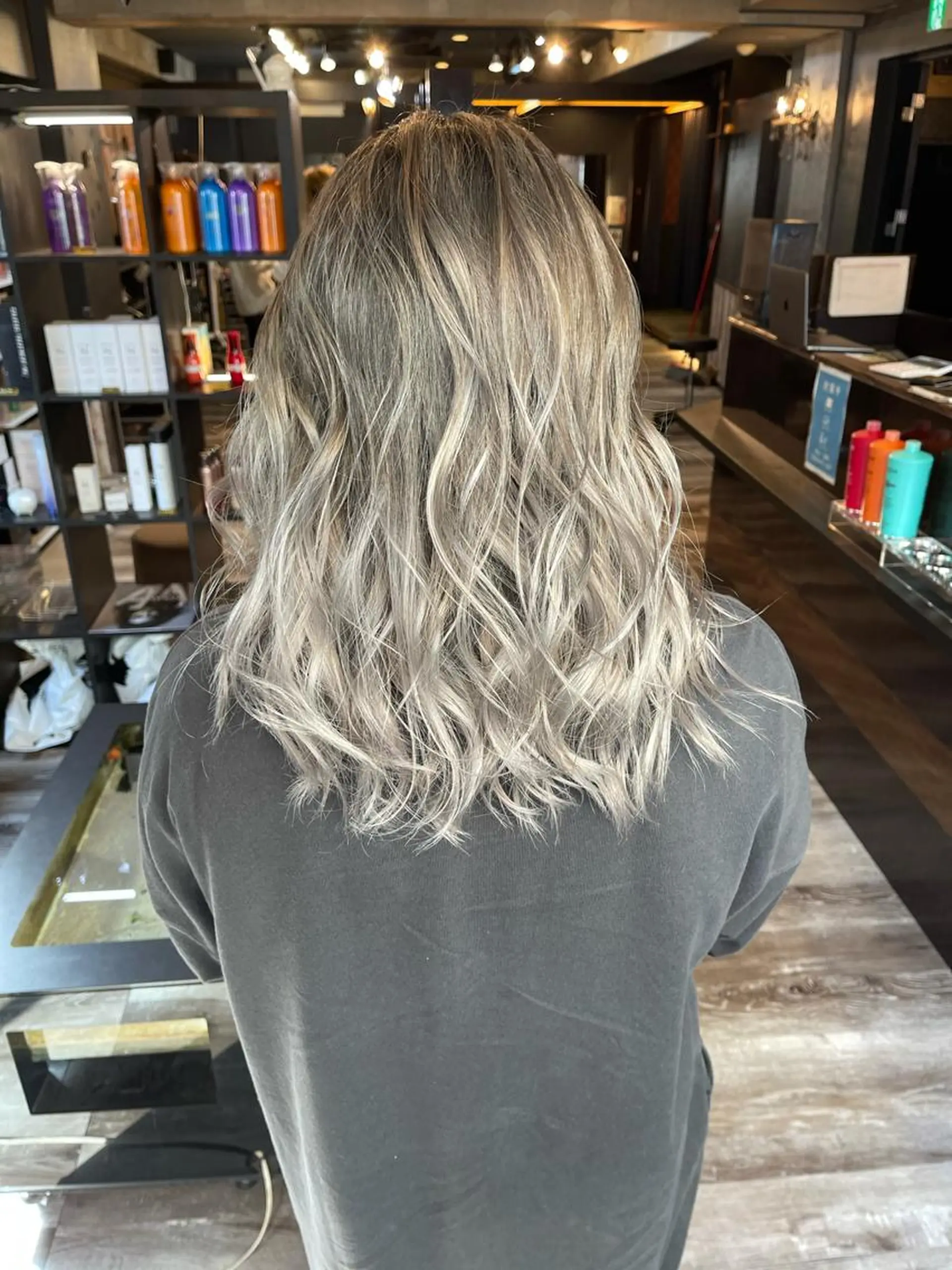 セミロング KIRA スズキ タクヤ/店長のヘアスタイル