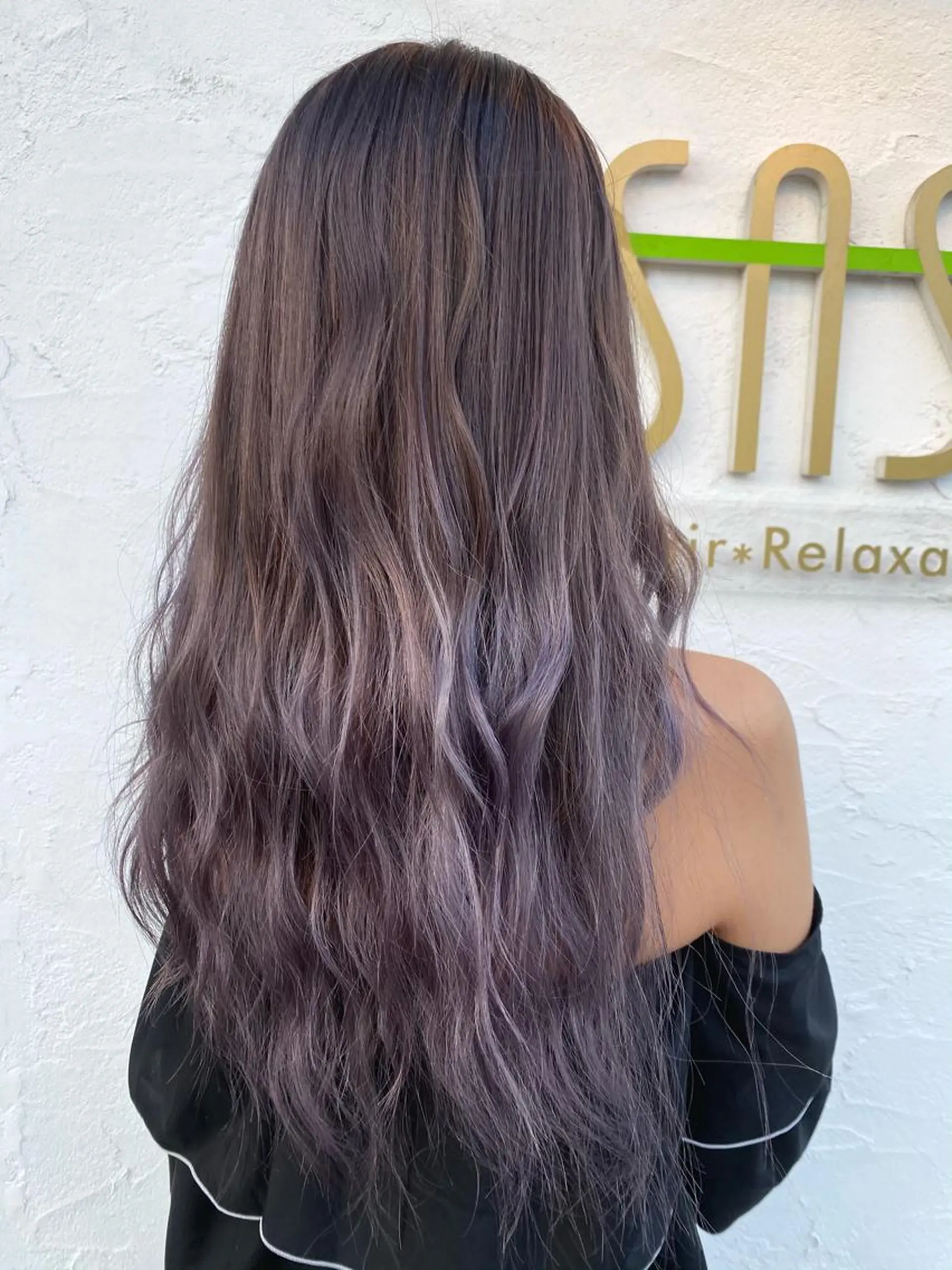 ロング カラー ブリーチ カット ヘアカラー トリートメント ヘッドスパ Warmcolors 🎀Reonaのヘアスタイル