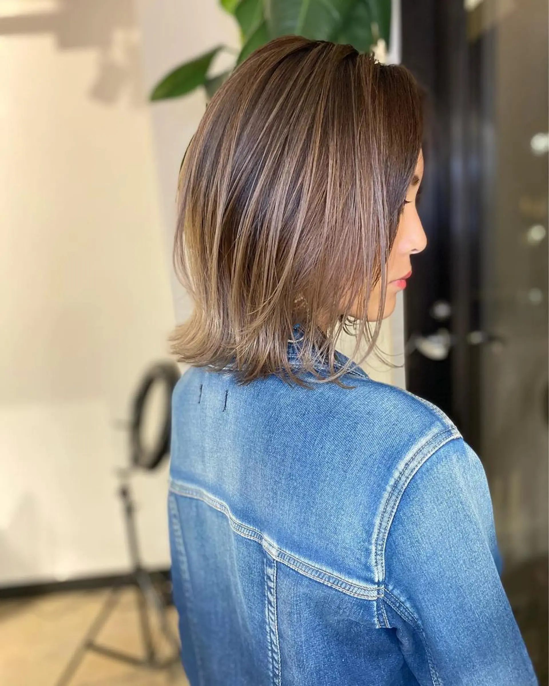 ミディアム カラー 桜木町駅徒歩5分 ハイライト横浜No1のヘアスタイル