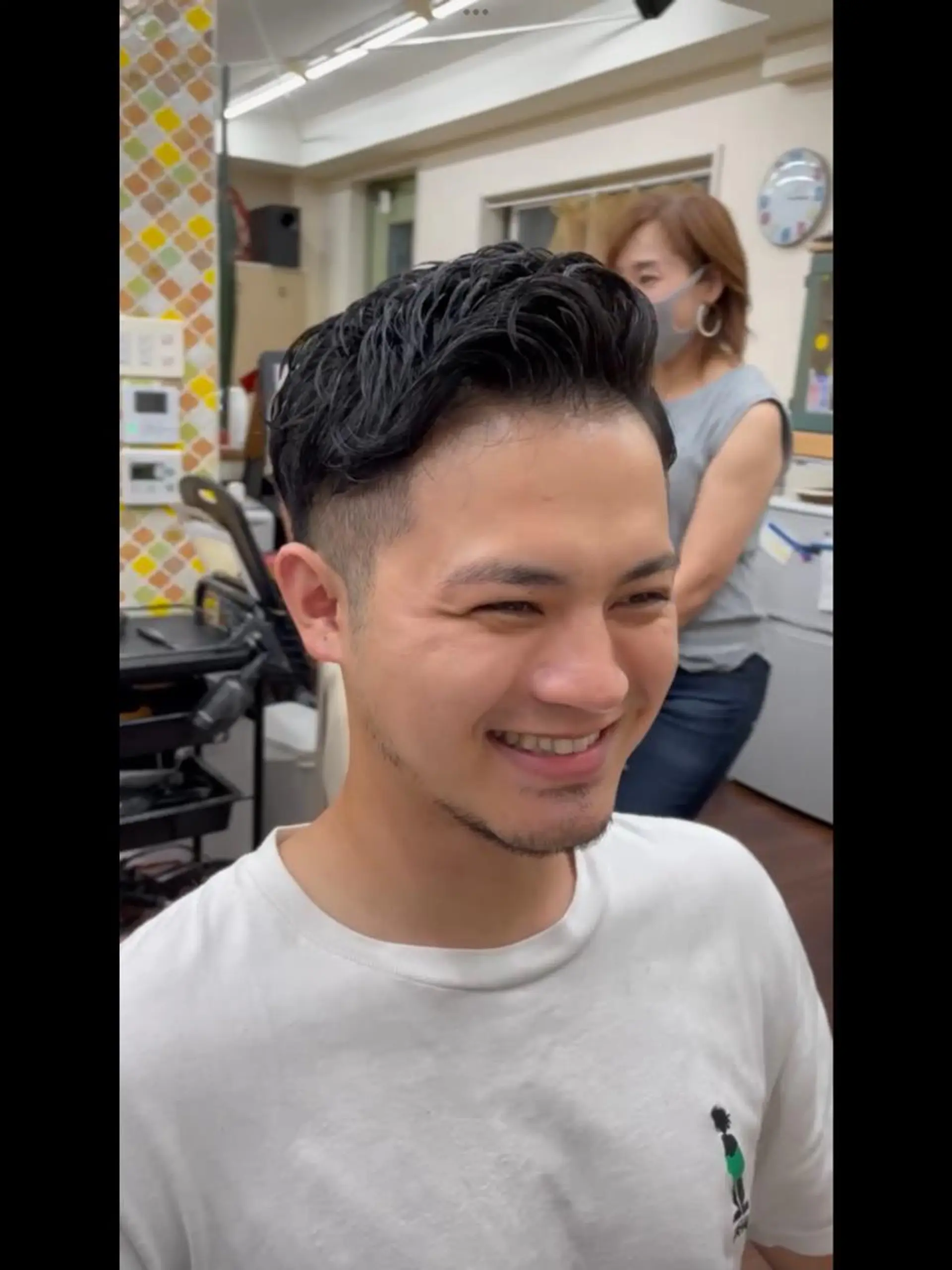 ショート パーマ メンズ メンズパーマ 赤司 泰樹のヘアスタイル