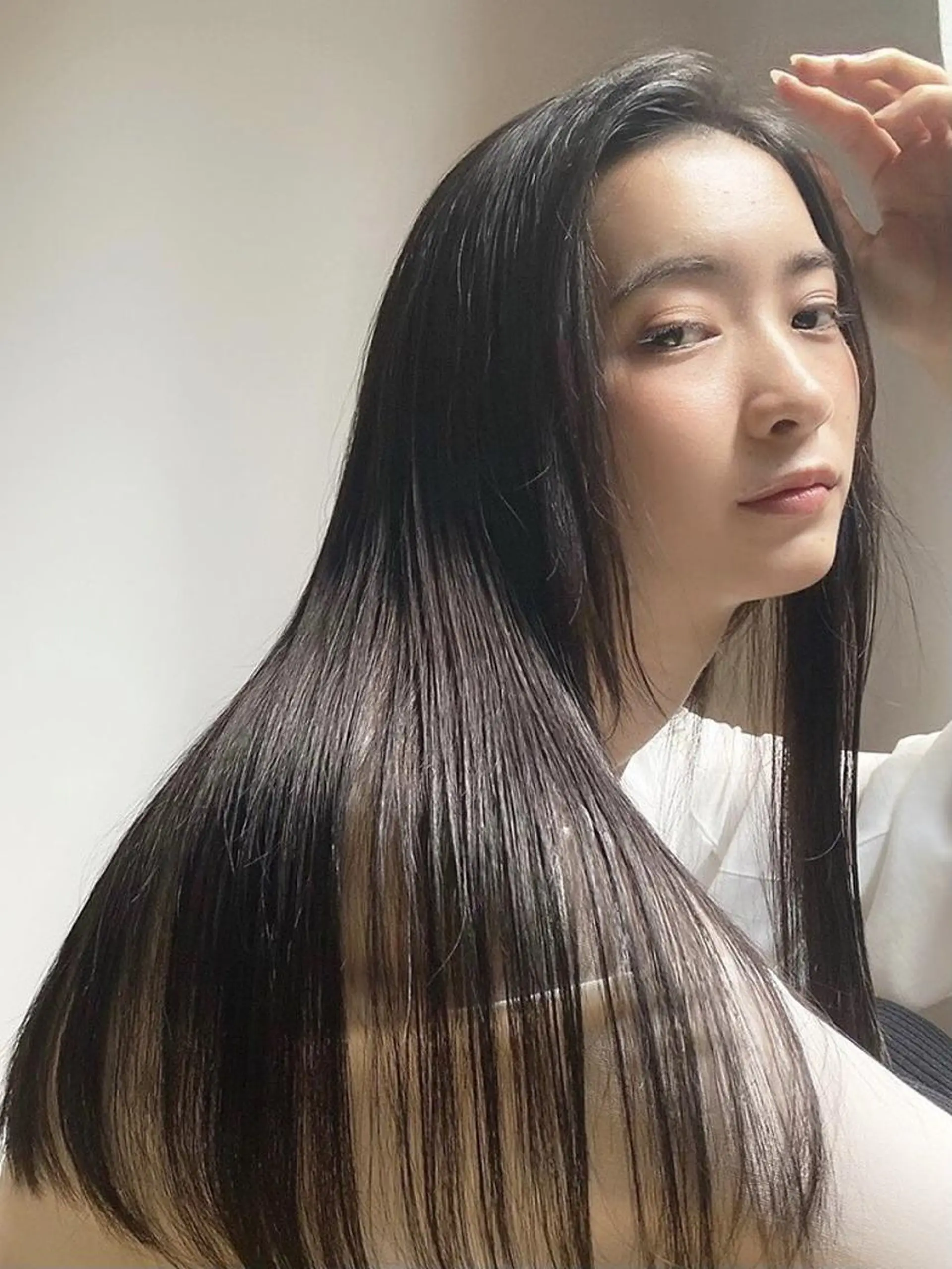 ロング 縮毛矯正 トリートメント AVANCE. 広島本通店のヘアスタイル