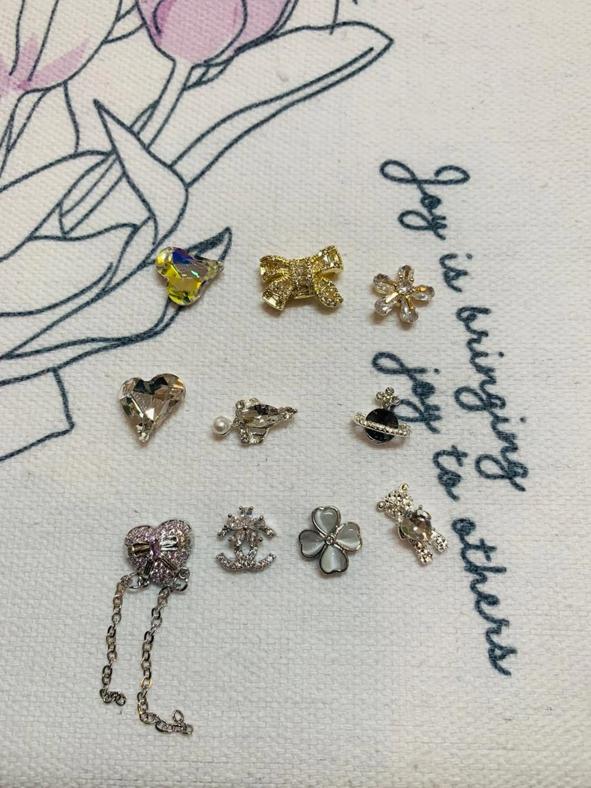 ネイル キラキラネイル Ui_Amor (パラジェル)のネイルデザイン