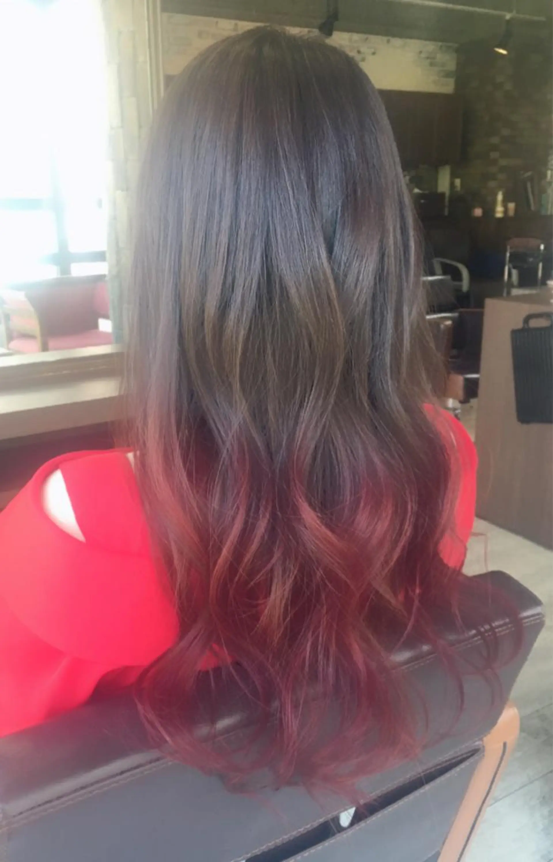 ロング カラー アッシュ グラデーションカラー 前濱 ノゾミのヘアスタイル