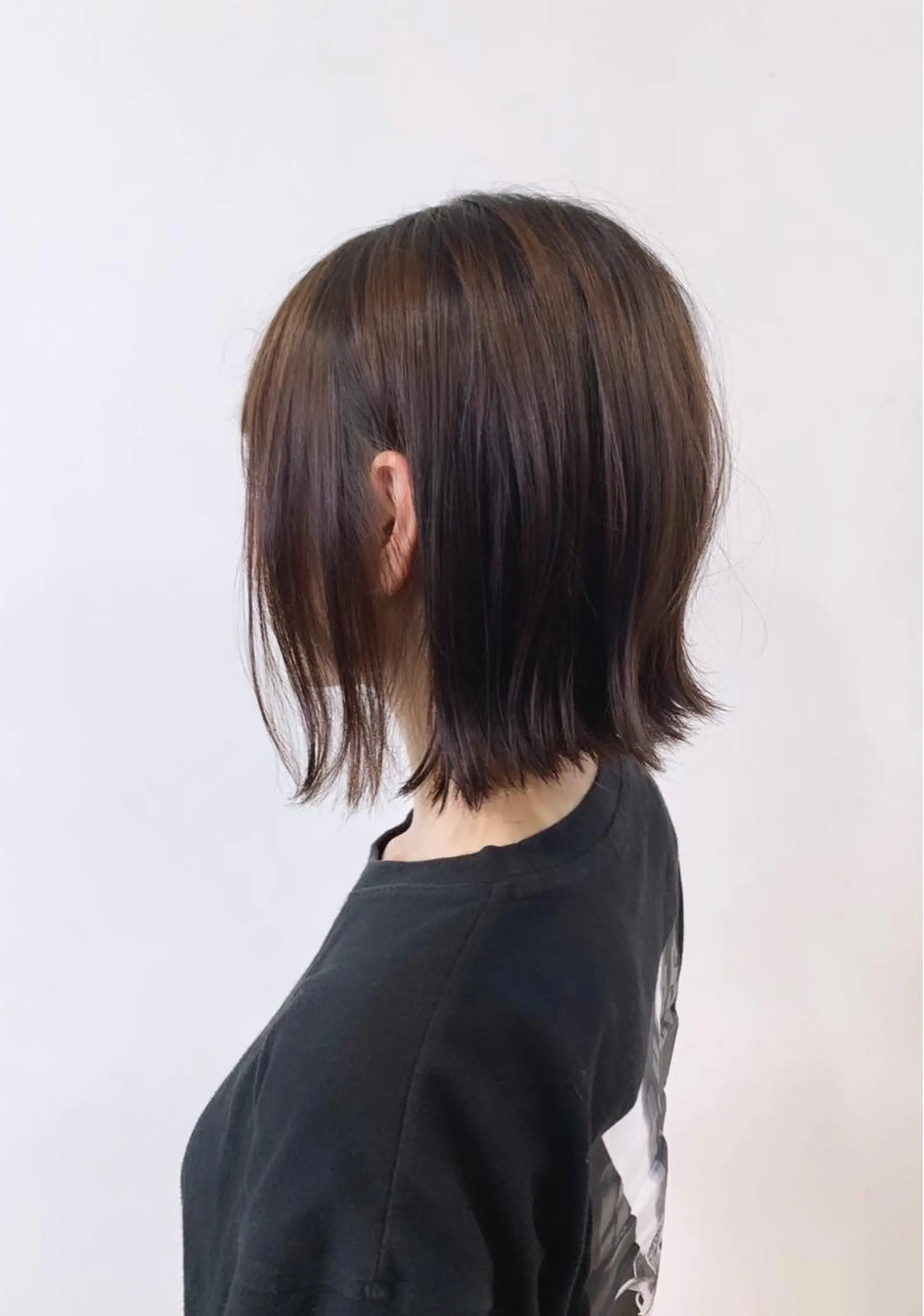 ショート ショートヘア 外ハネヘア 間水 和樹のヘアスタイル