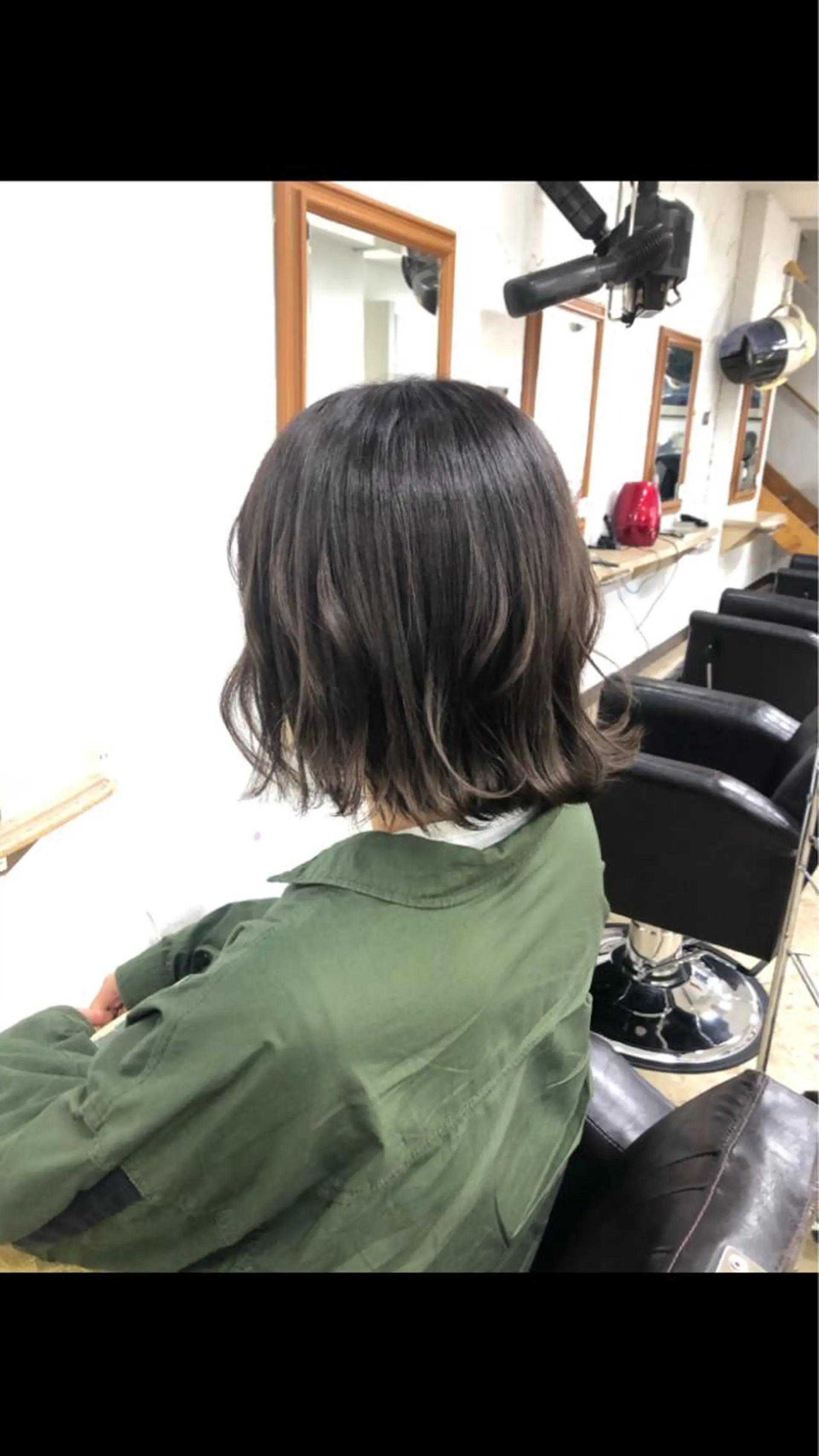 ショート ショートボブ ボブ ショートヘア 外ハネヘア 小松崎 咲楽のヘアスタイル